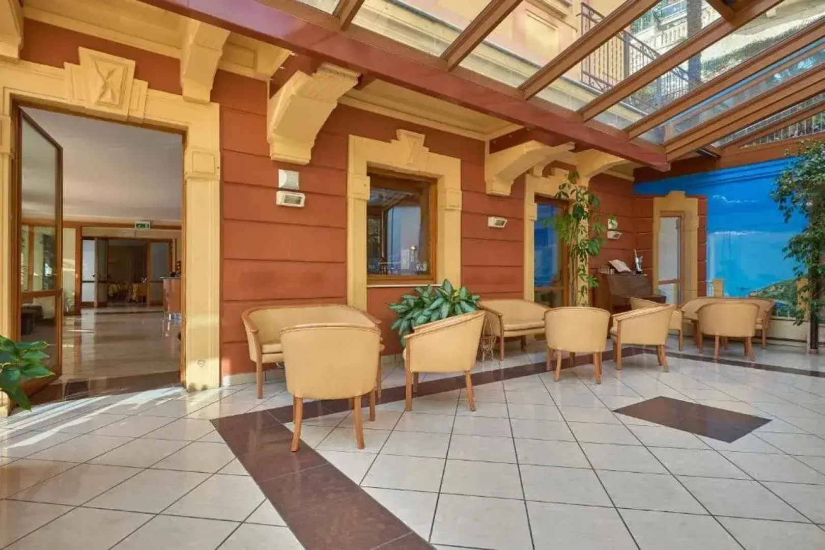 Hotel Careni Villa Italia