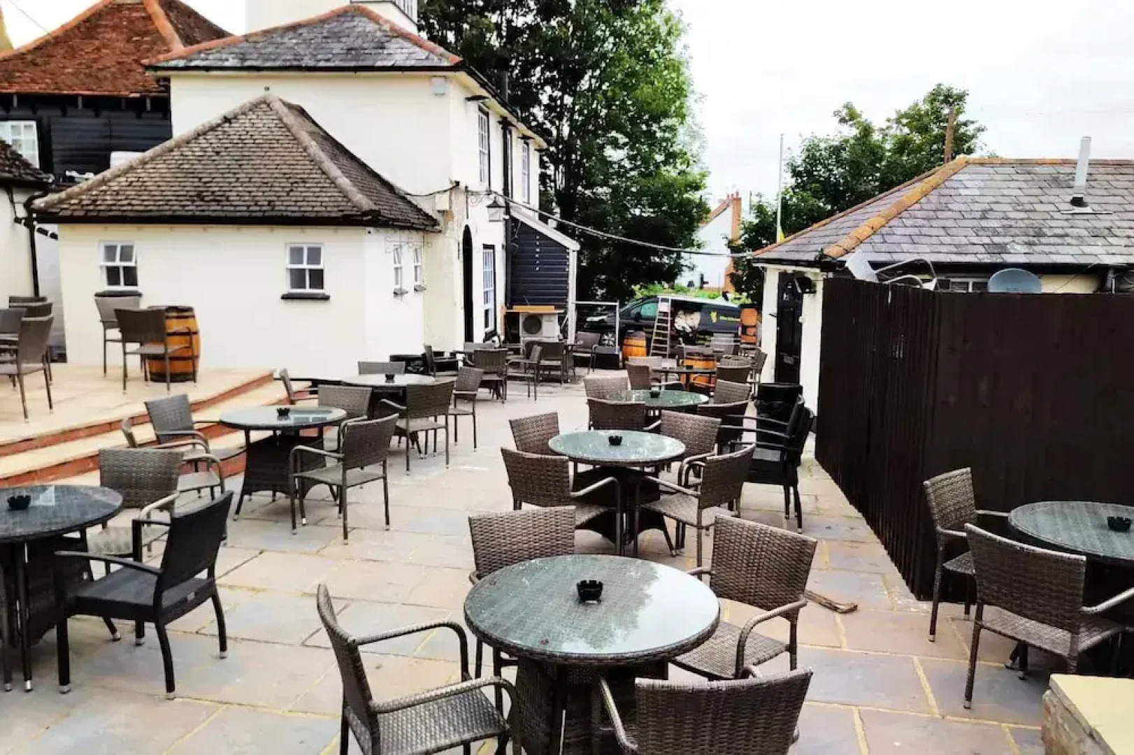 Jolly Sailor- Fish on the Quay