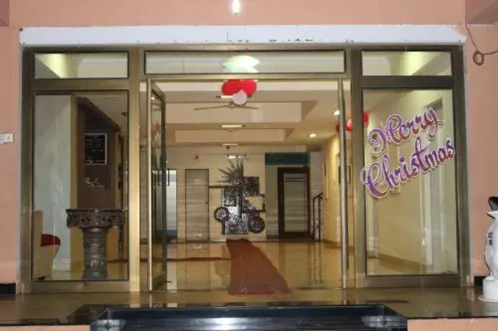 Whistling Palms Beach Resort