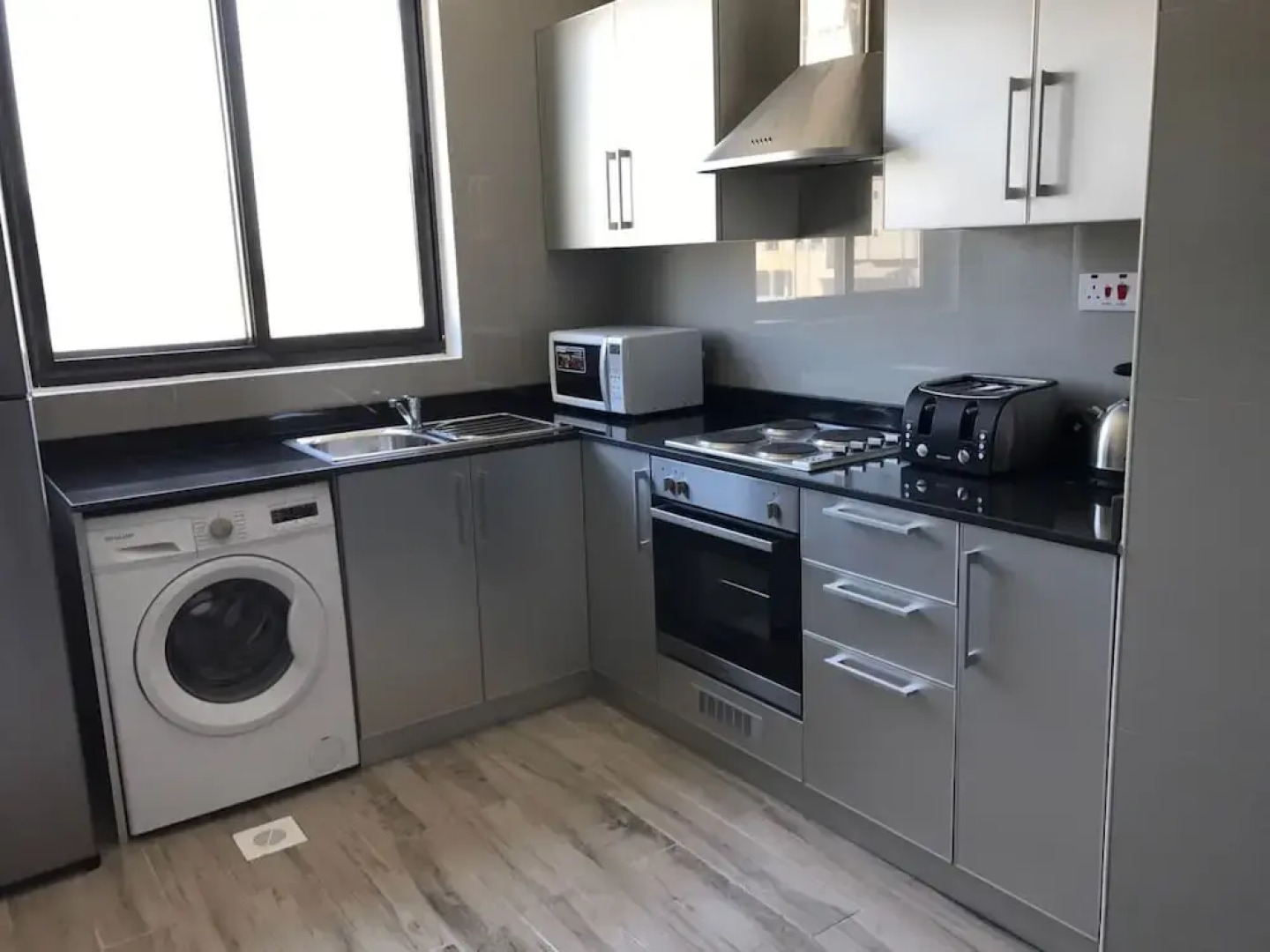 Al Manzil Hidd Residence