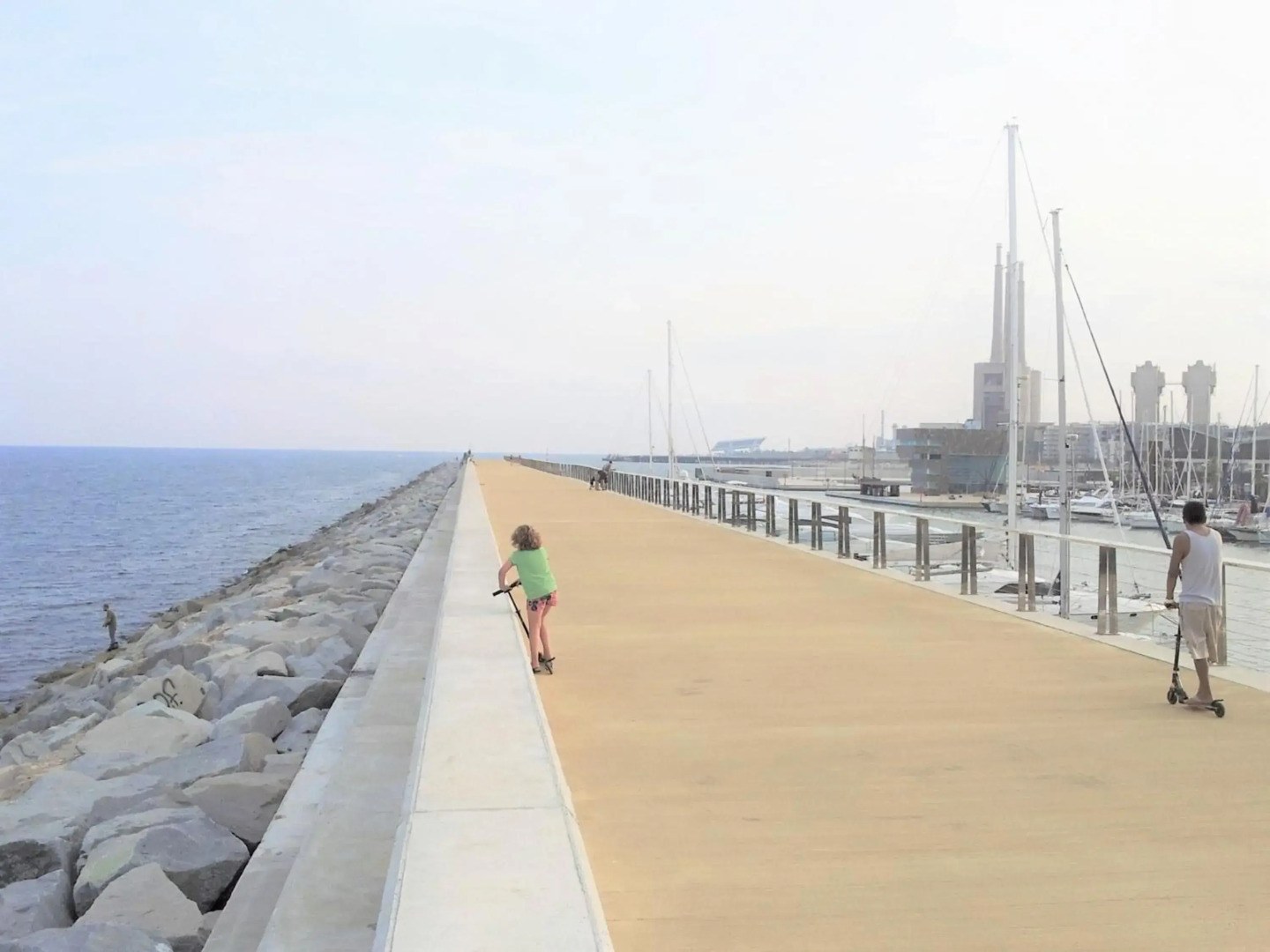 ALEXANDRA´s BEACH-PORT