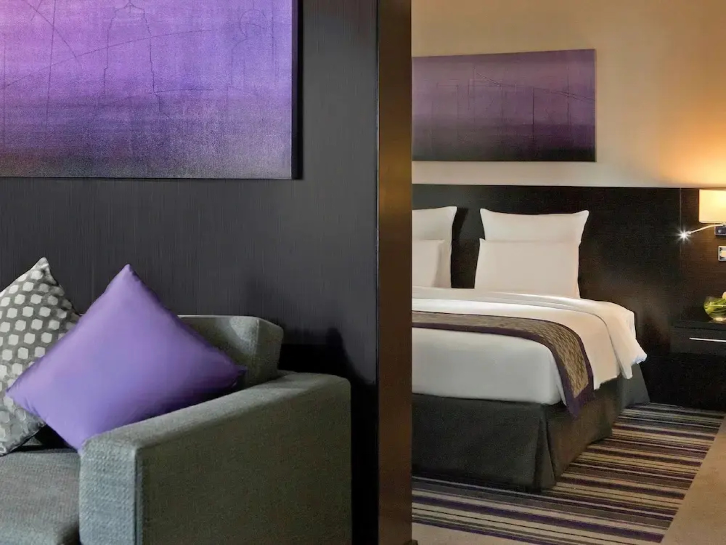 Pullman Dubai Creek City Centre Hotel & Residences