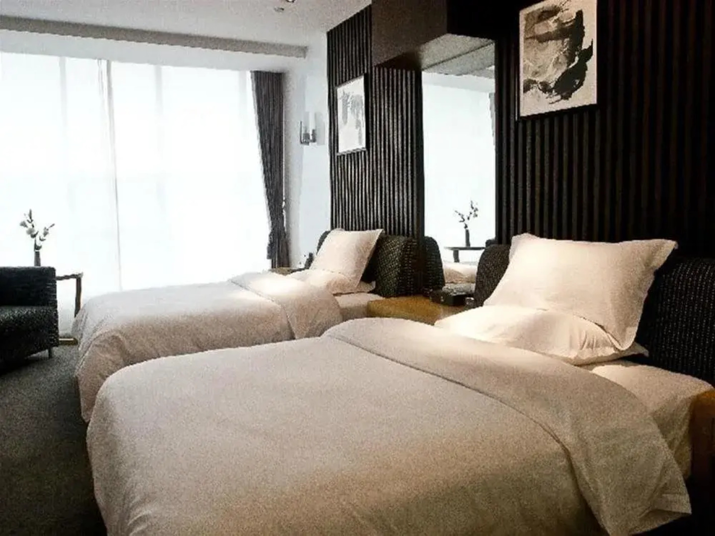 Golden Charm Boutique Hotel