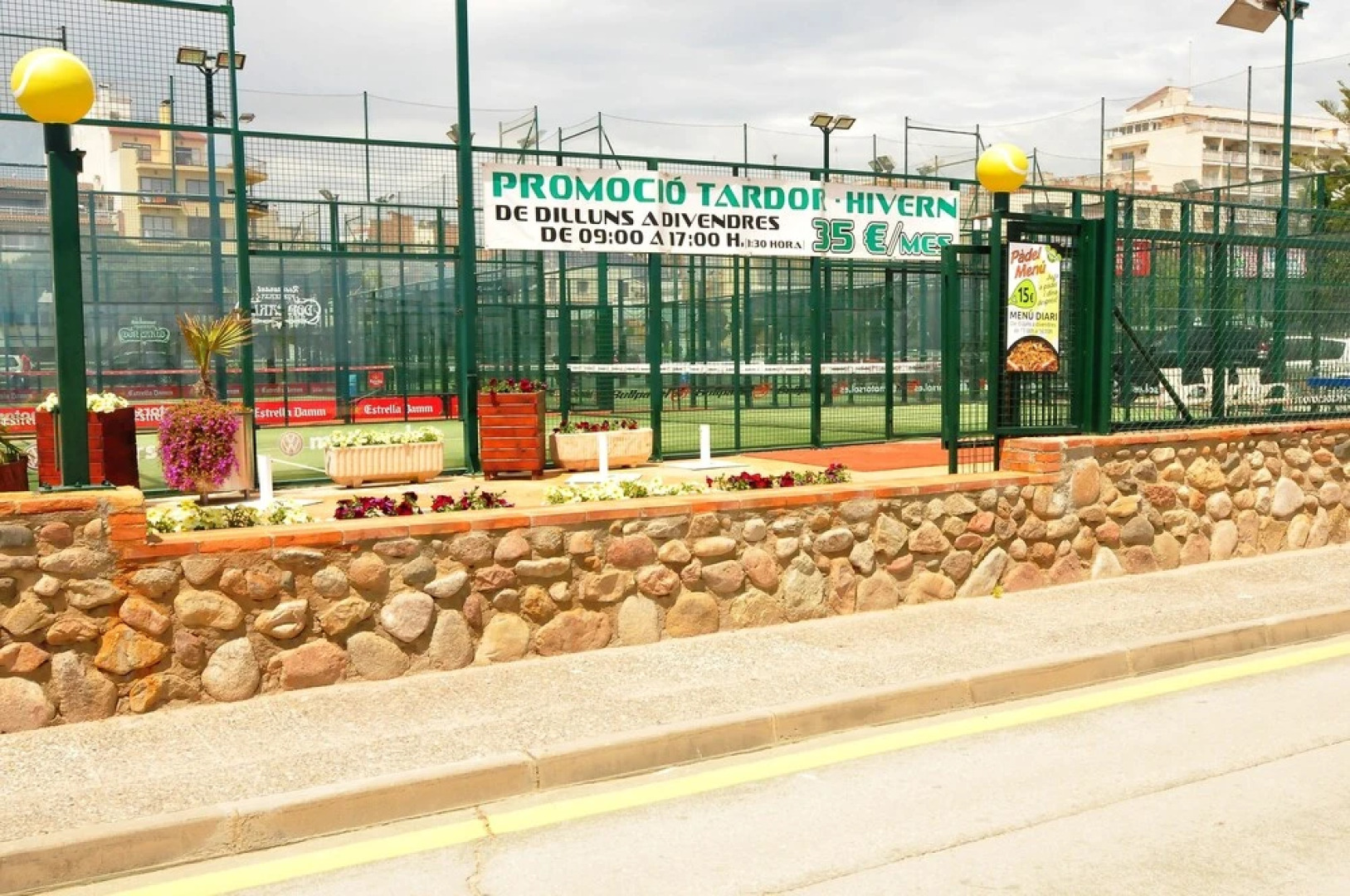 HomeHolidaysRentals Apartamento Pineda II - Costa Barcelona