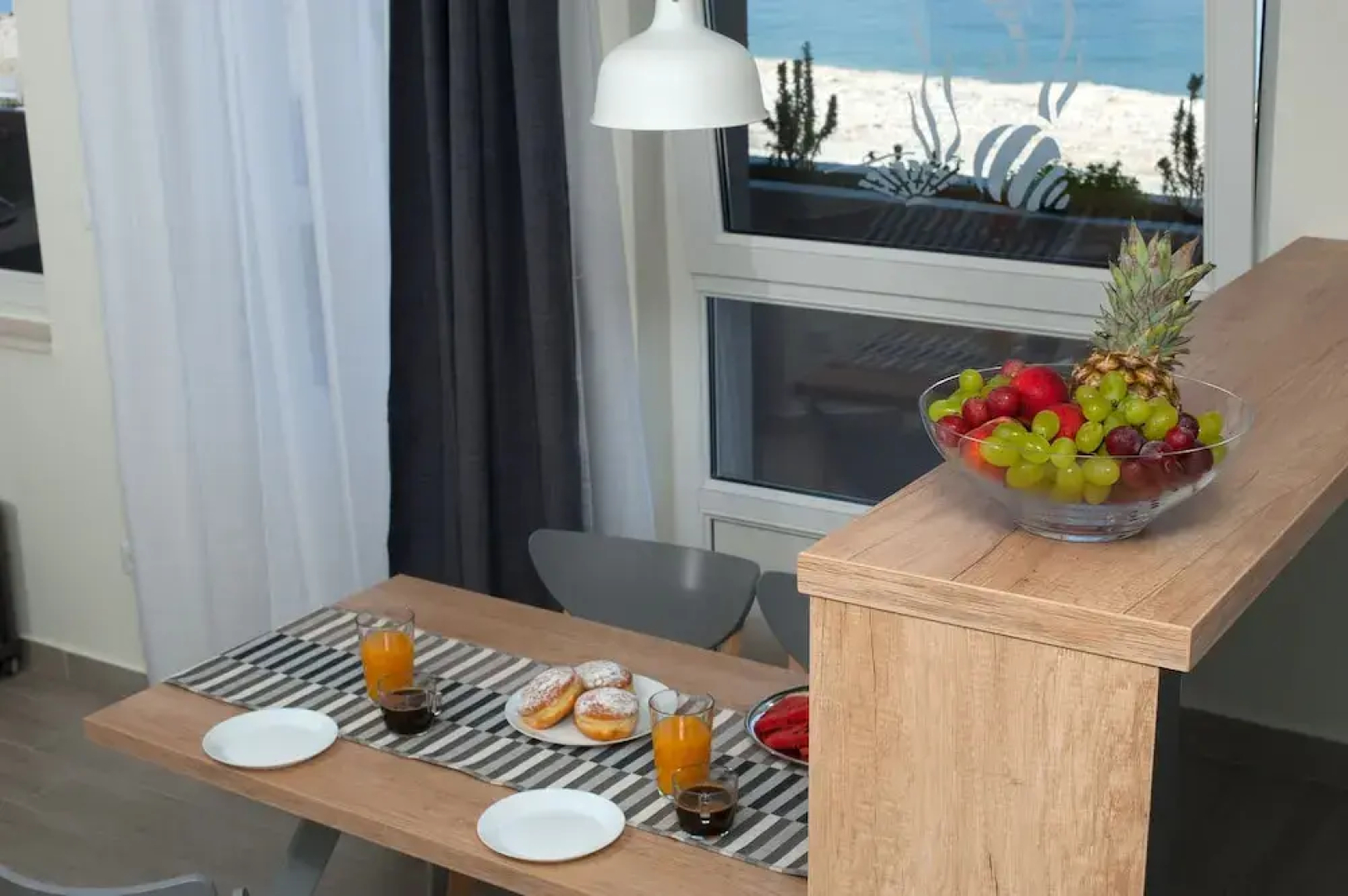Seaside Luxury Suites