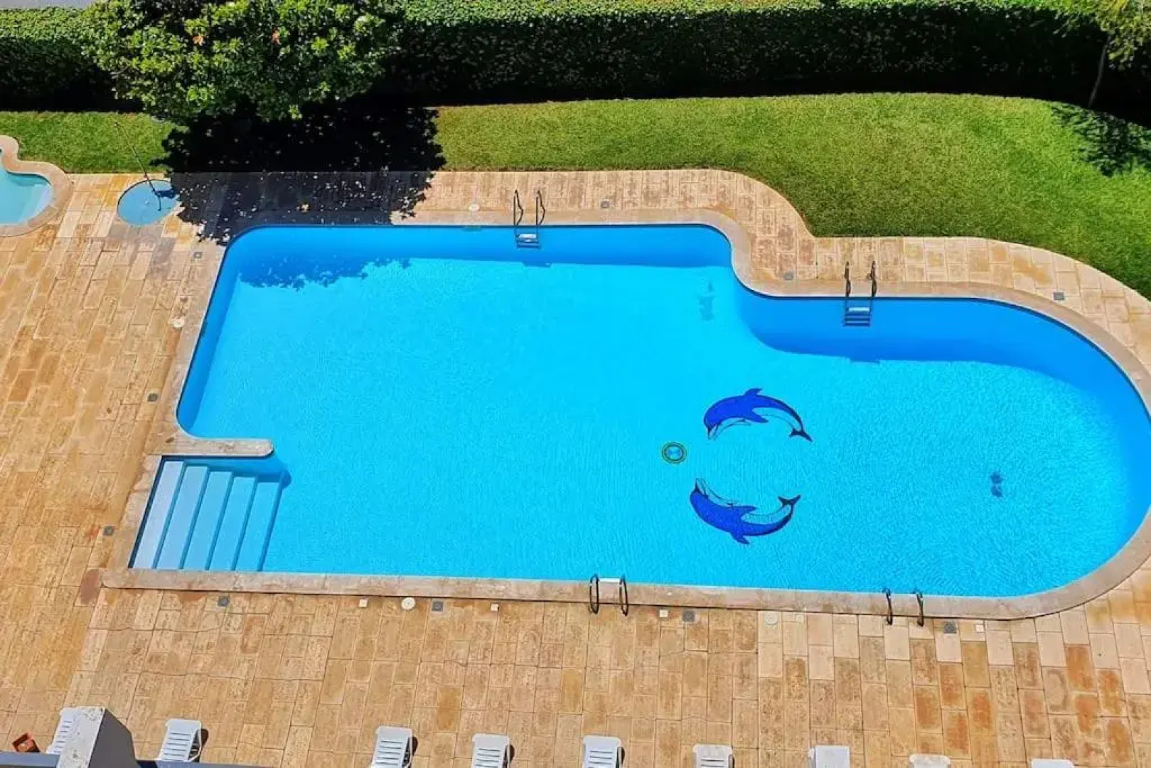 Tivoli Apt8 with Pool&Garage