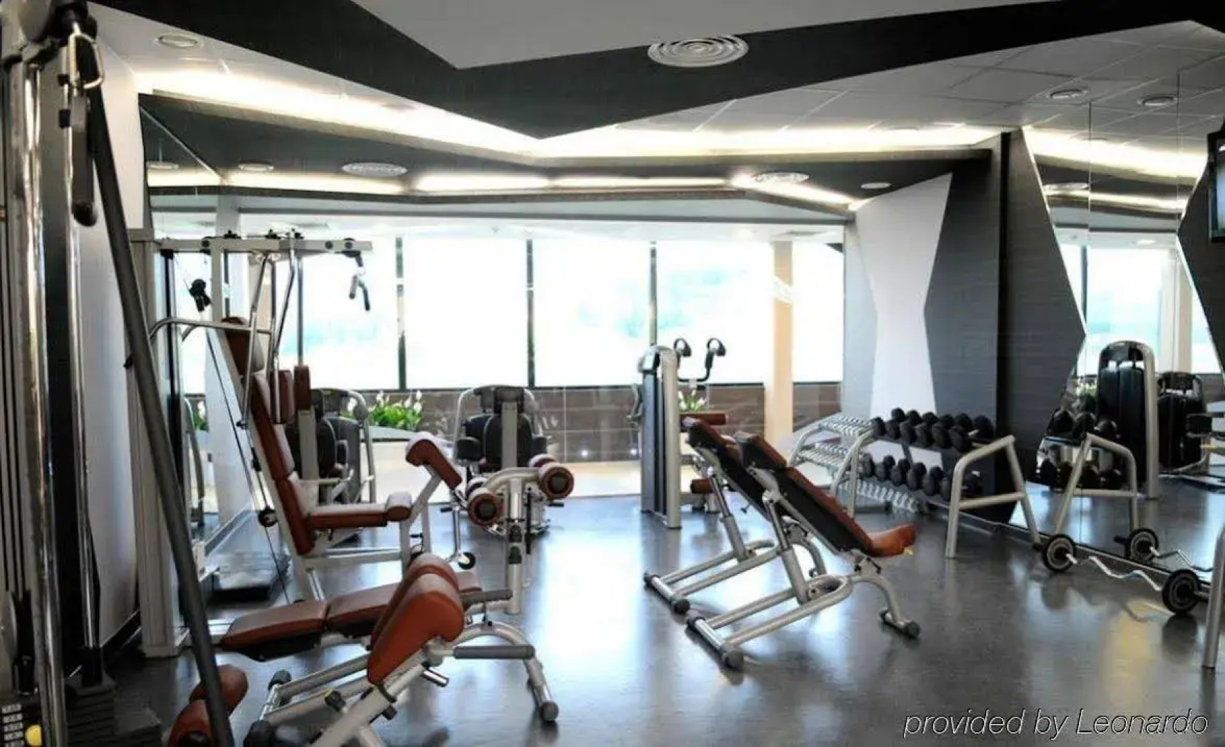 Business Hotel Conference Center & Spa