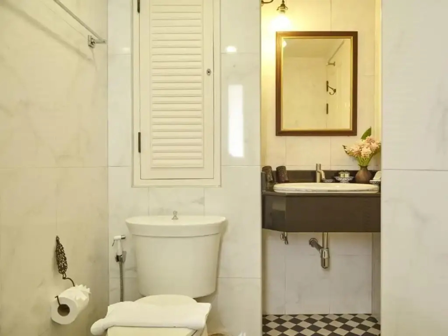 SSIP Boutique Dhevej Bangkok