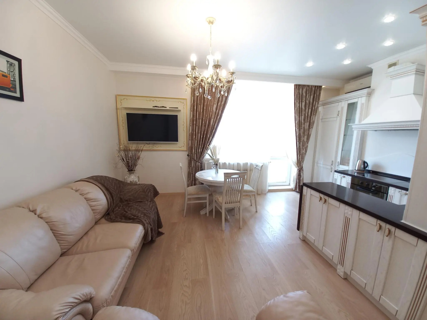 Апартаменты на проспекте Белгородского Полка 54