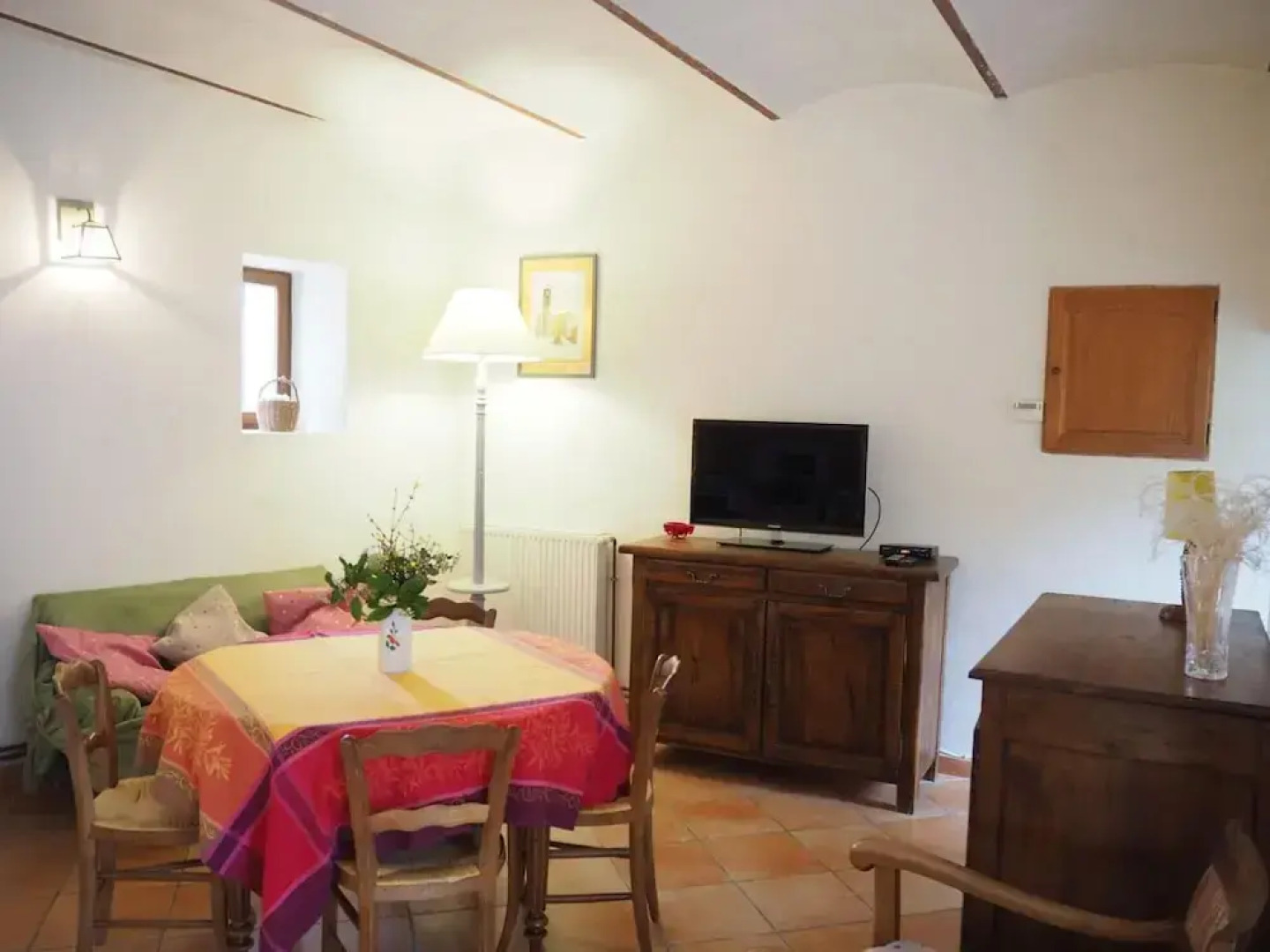 Charming Provencal Holiday Home With Garden