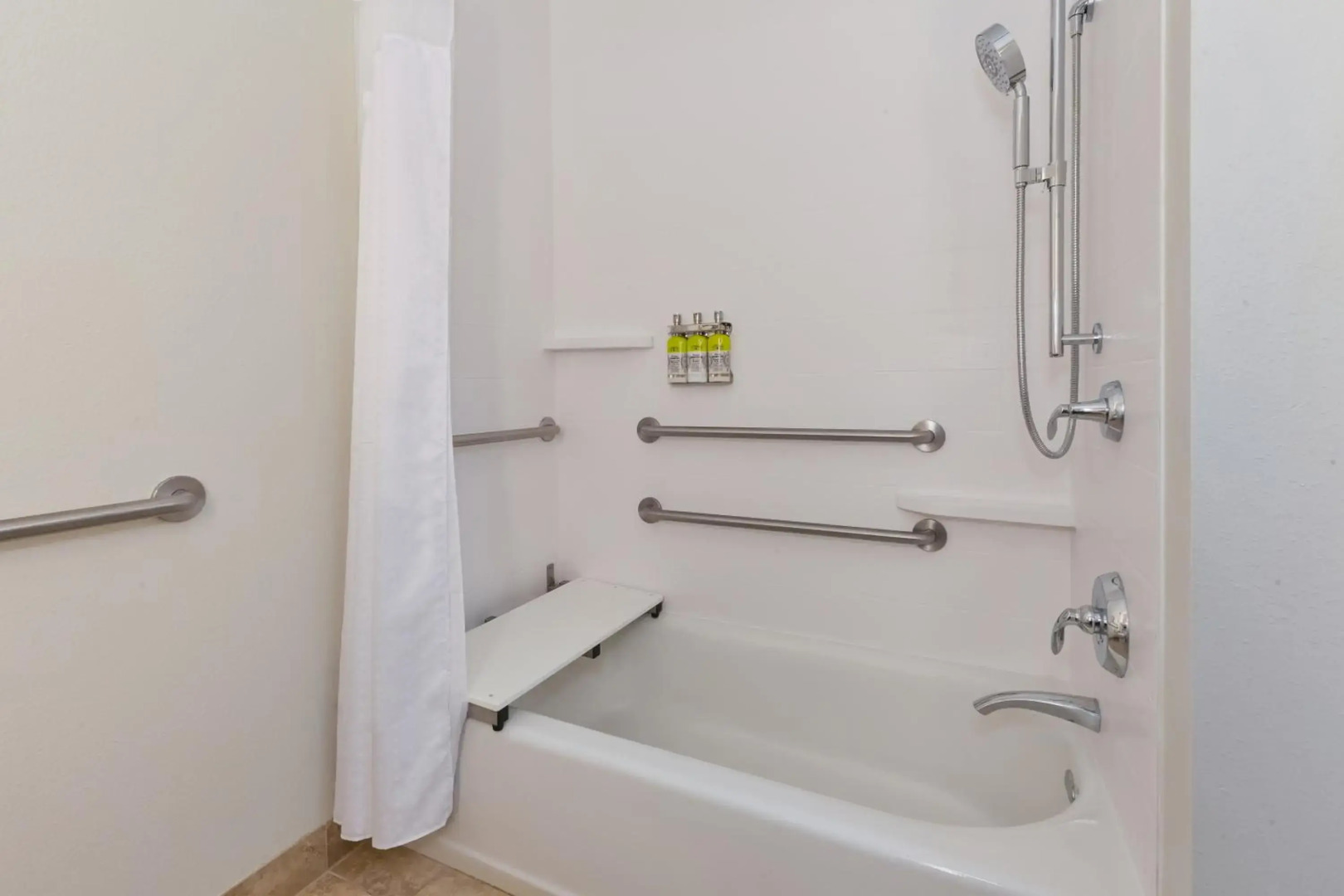 Holiday Inn Express & Suites Effingham by IHG