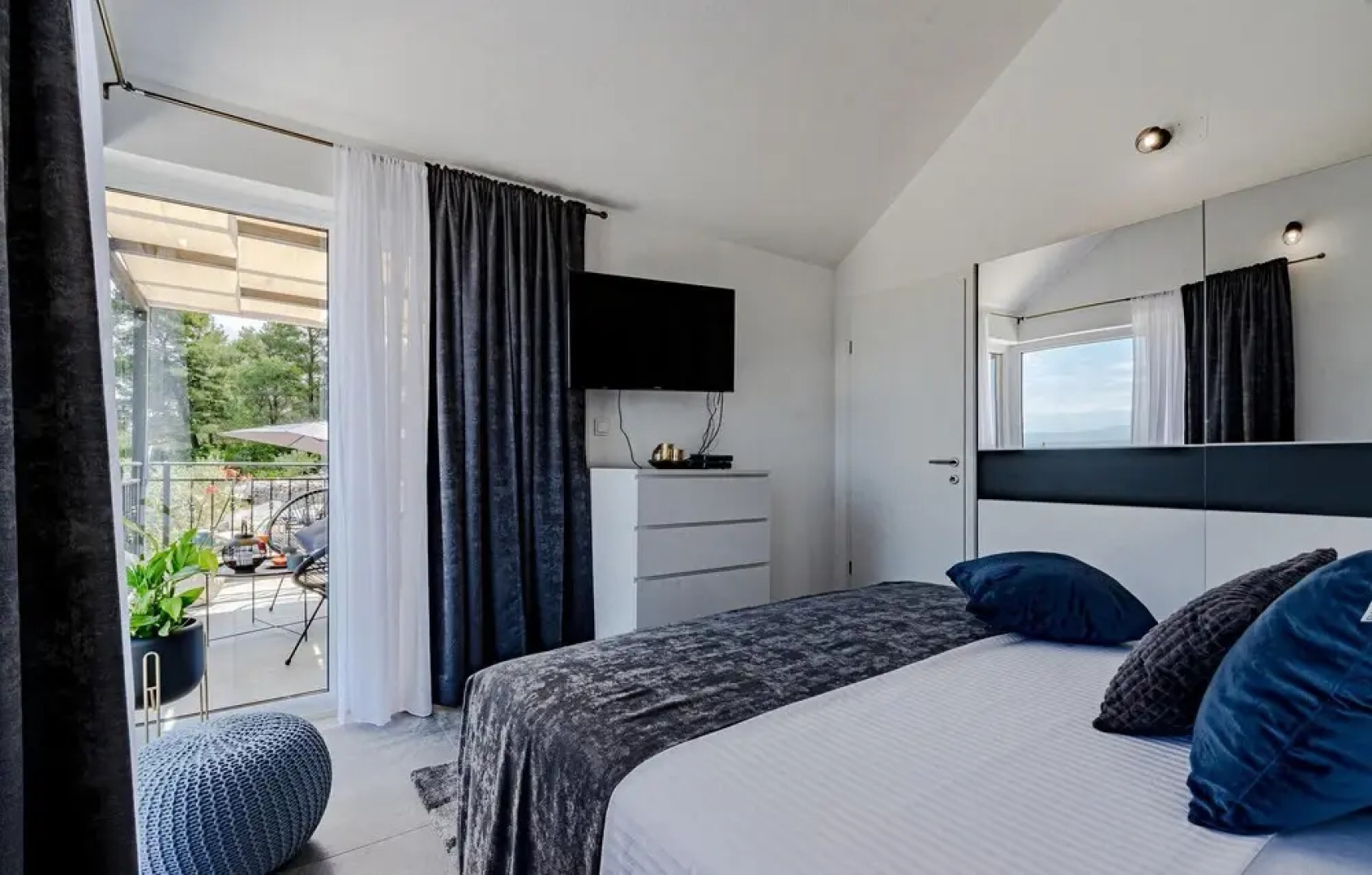 Amazing Home in Blato With Outdoor Swimming Pool, Wifi and 1 Bedrooms