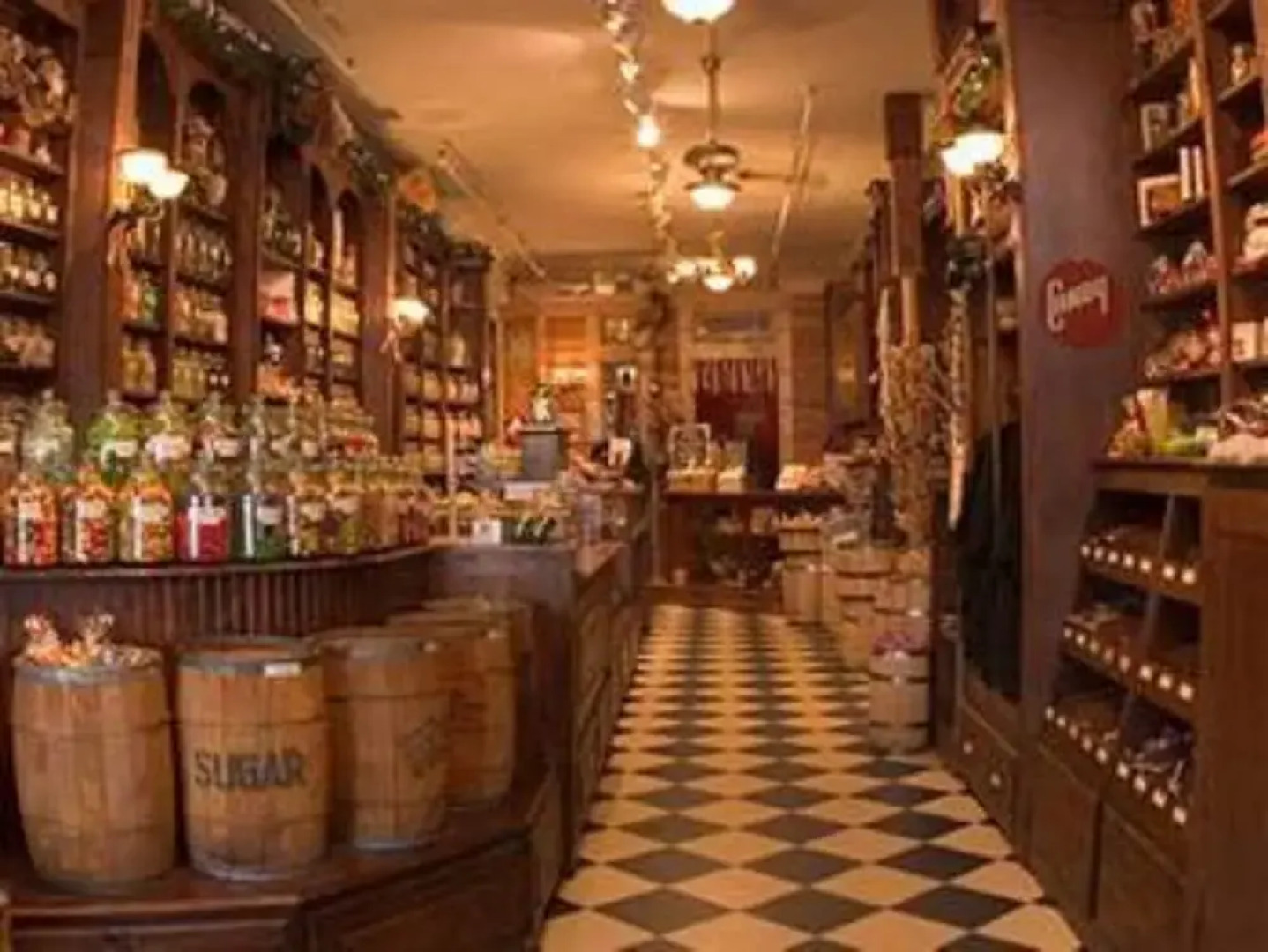 Mccloud Mercantile Hotel