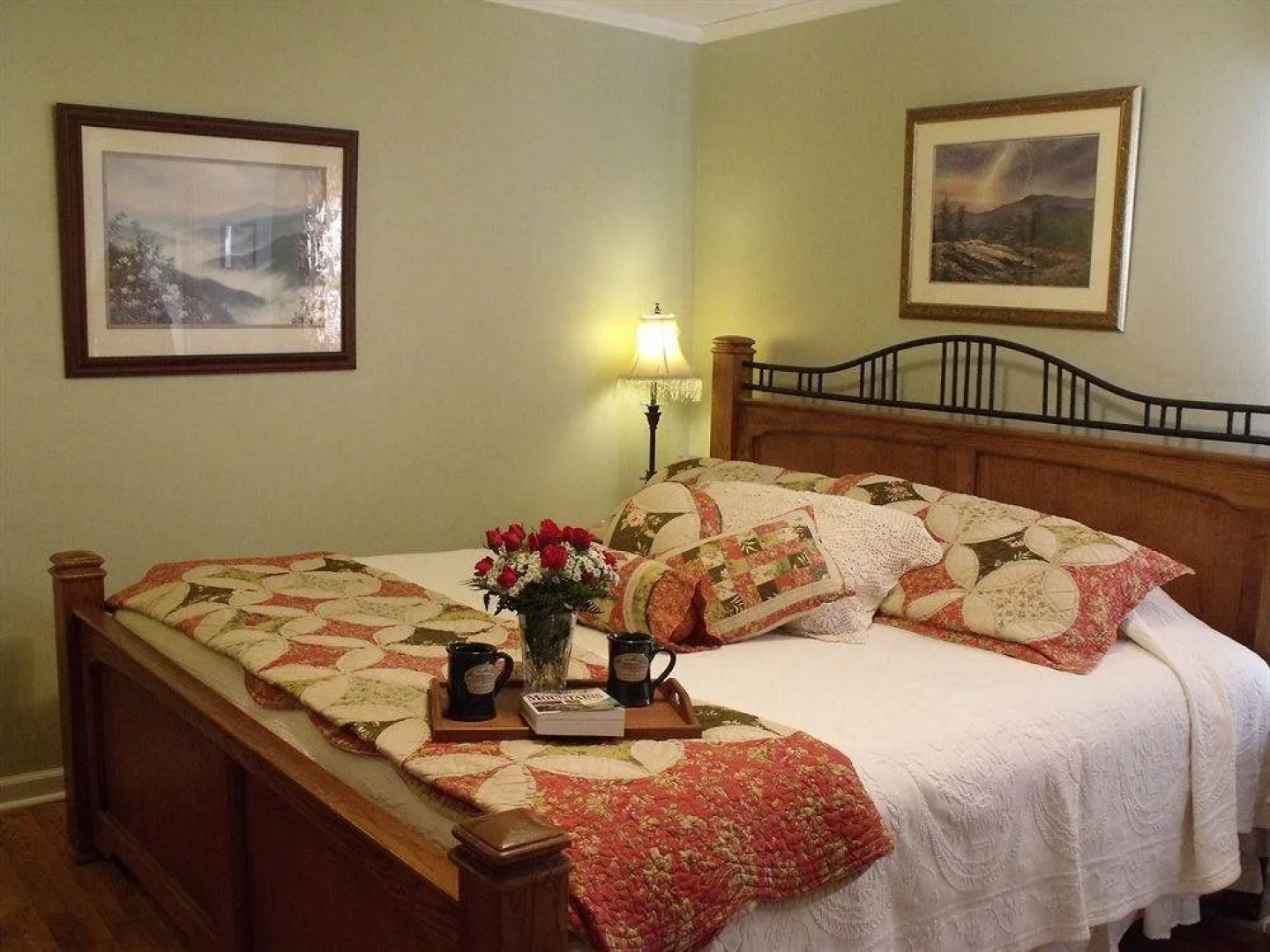 Hemlock Inn