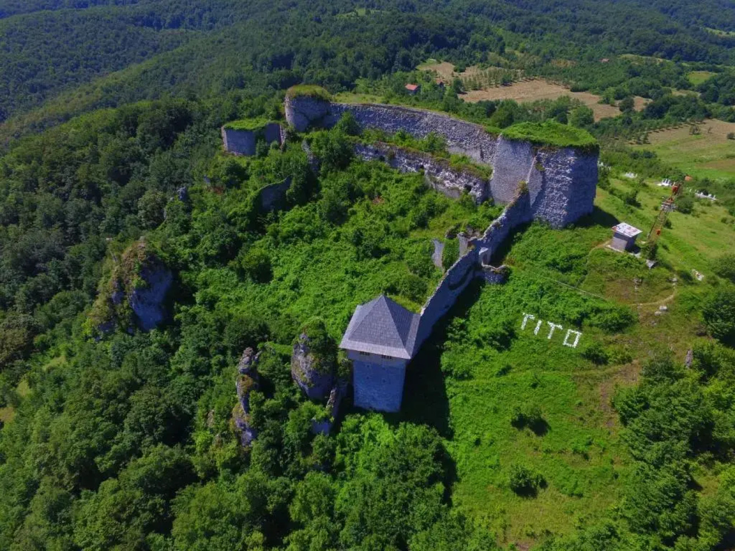 Seosko domacinstvo Una-Ostrovica