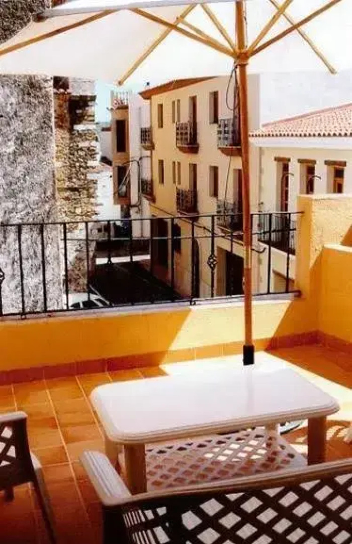 Casa dels Quatre Cantons