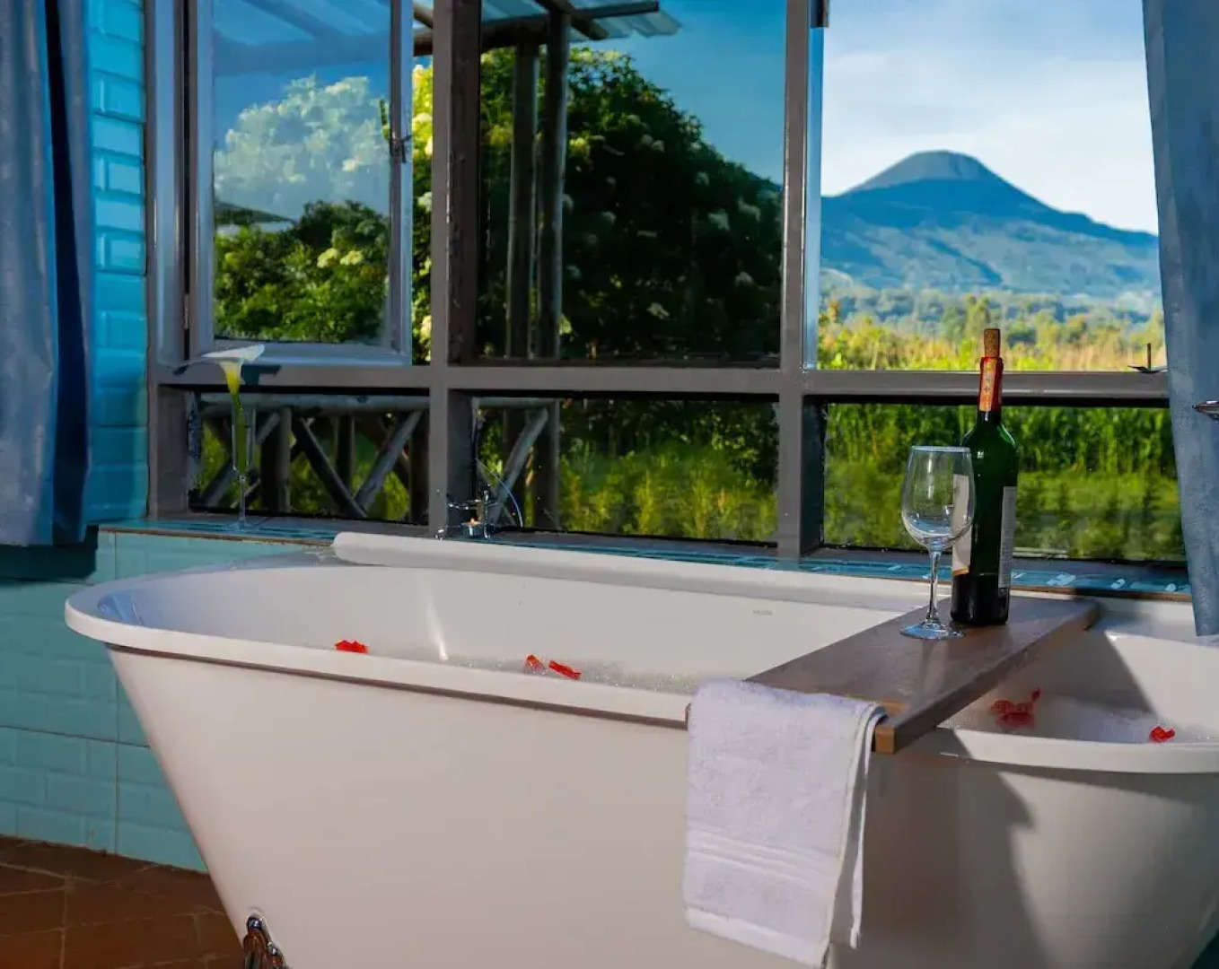 Imbogo Diners and Lounge