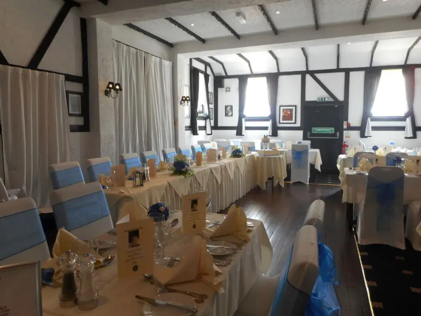 The Robertson Arms Hotel