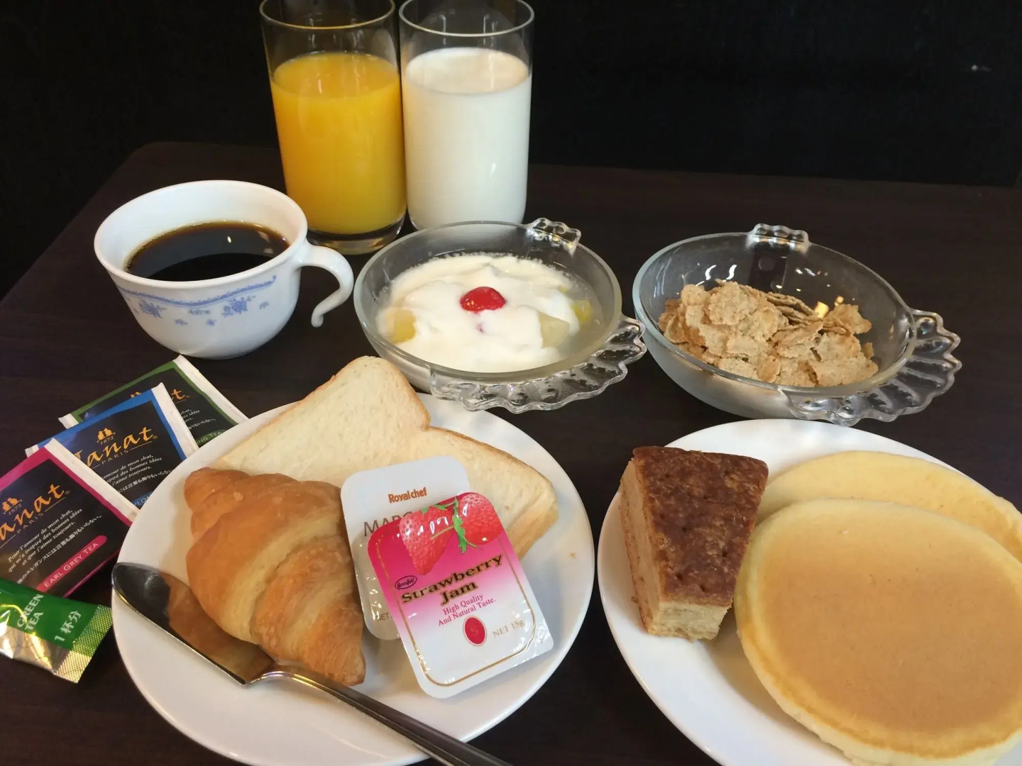 Hotel Crown Hills Takaoka