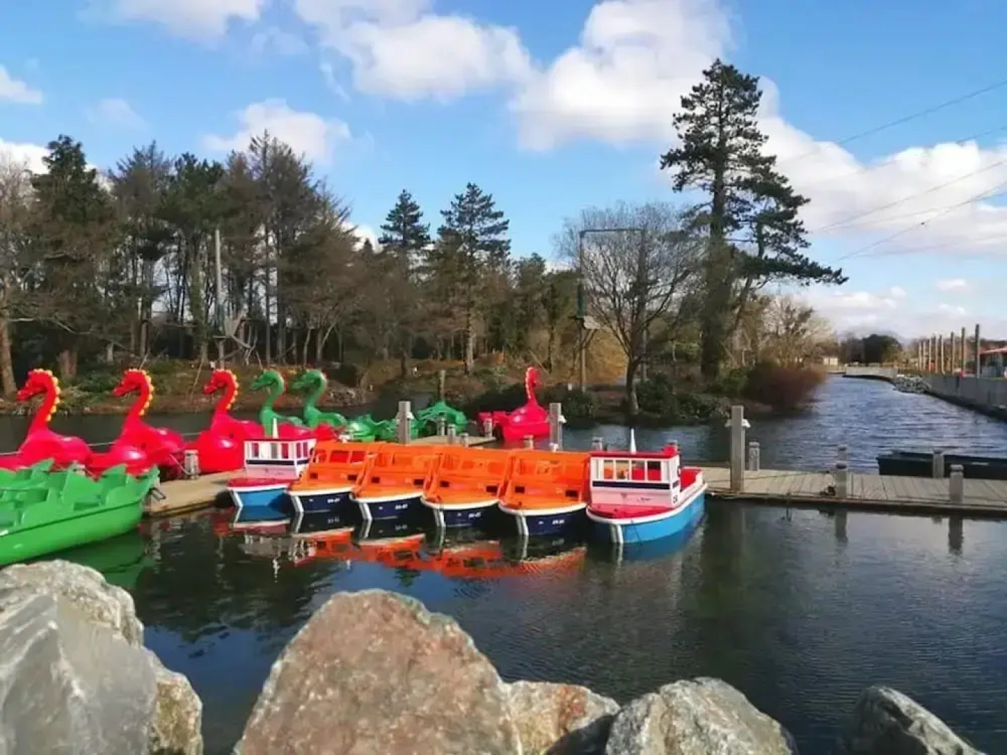 Lodge - Sleeps up to 6, pet Friendly & bbq Allowed