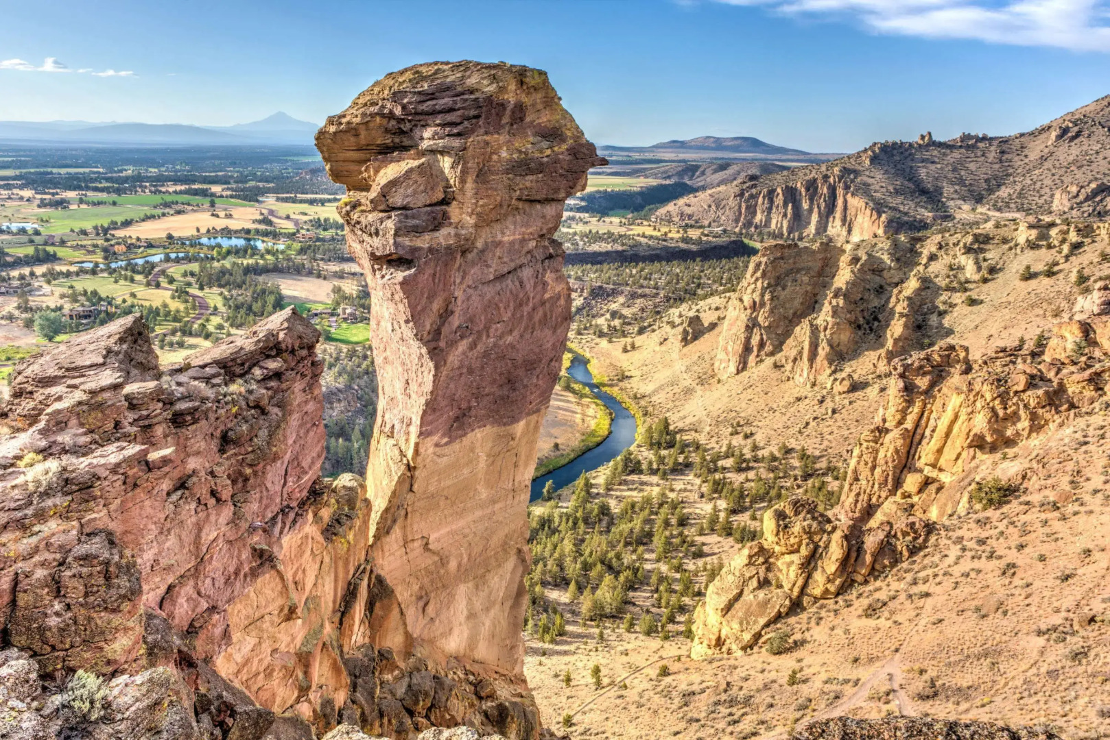 Super 8 by Wyndham Redmond