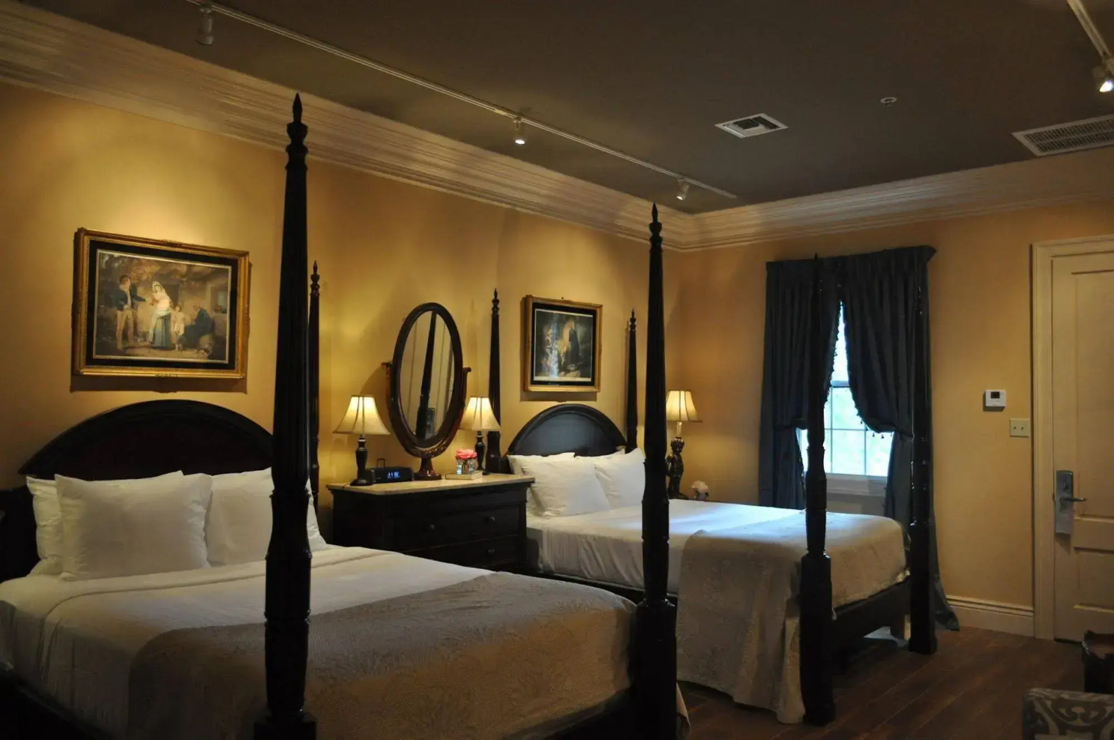 The Inn at Houmas House Plantation