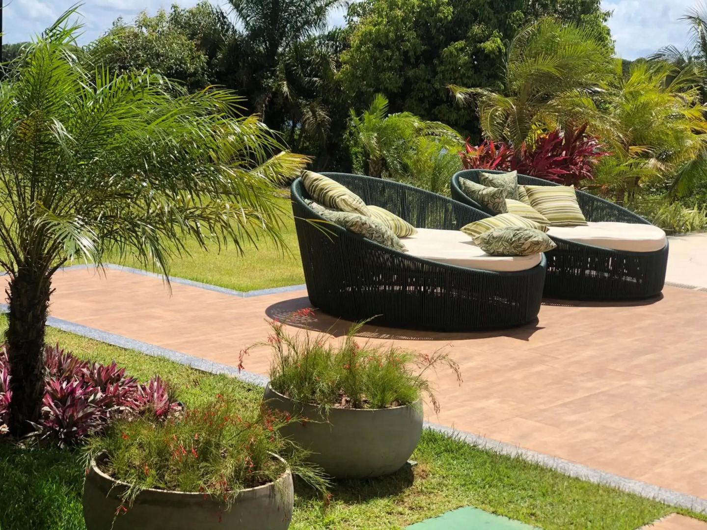 Apartamento em Guarajuba, BAHIA 1 Tudo Novinho e Finamente Decorado