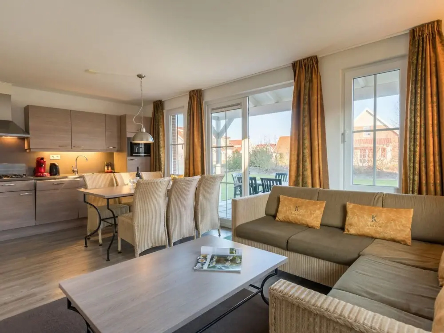 Luxurious Detached Villa with Washer, in de Maasduinen Area