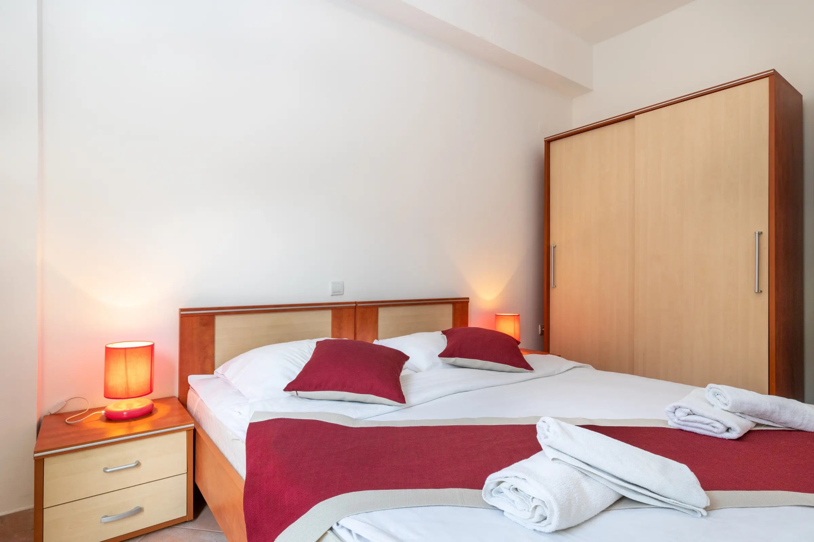 Pool Apartment Suzi 12