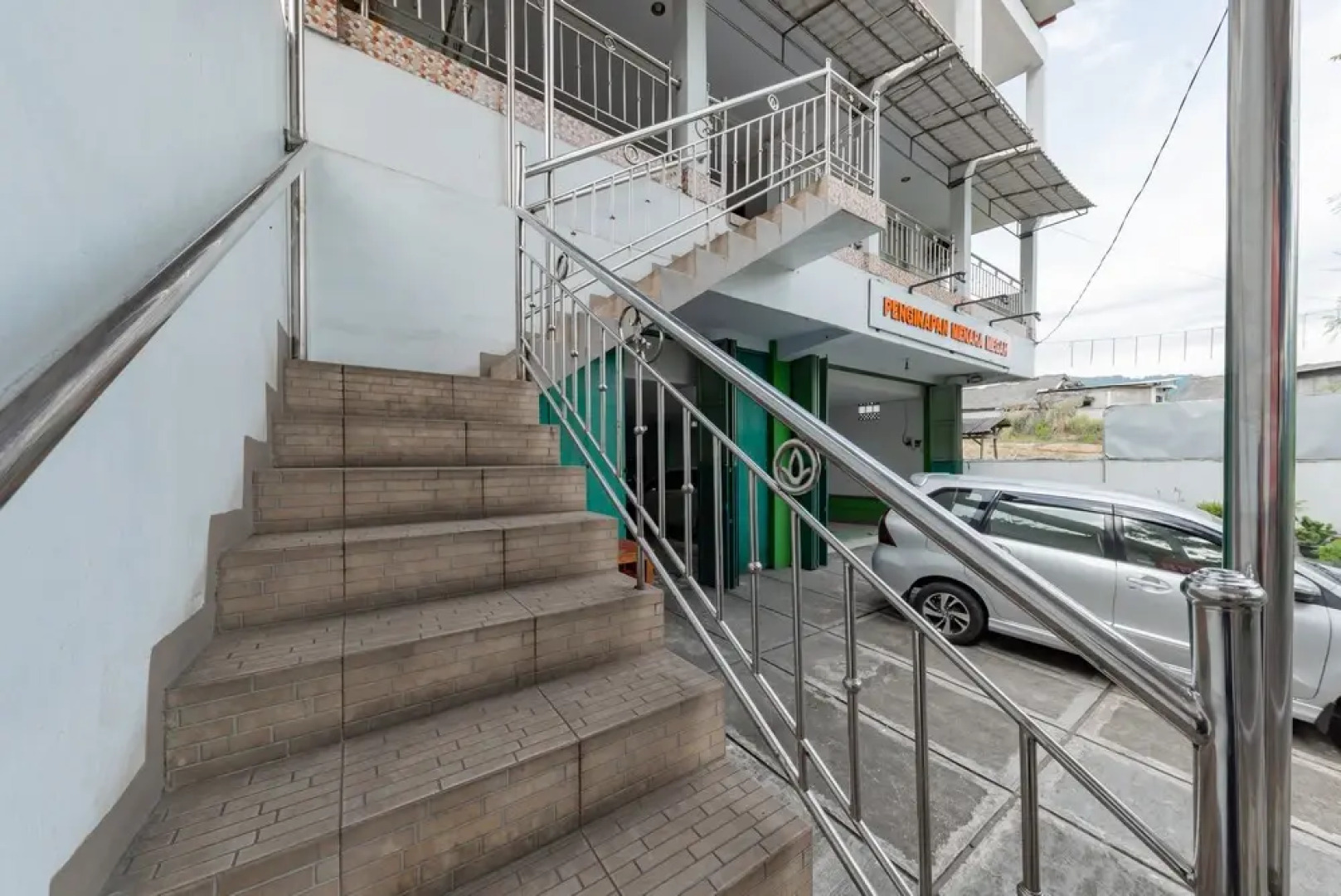 RedDoorz Syariah @ Pantai Pelabuhan Ratu