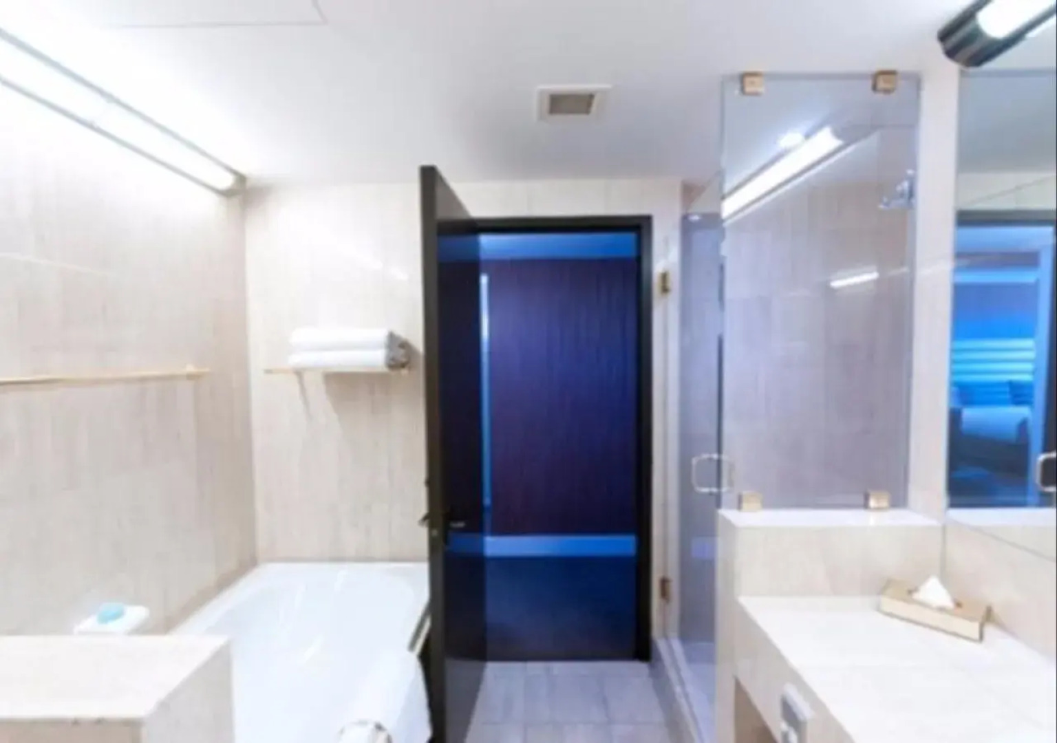 Amora Hotel Wellington