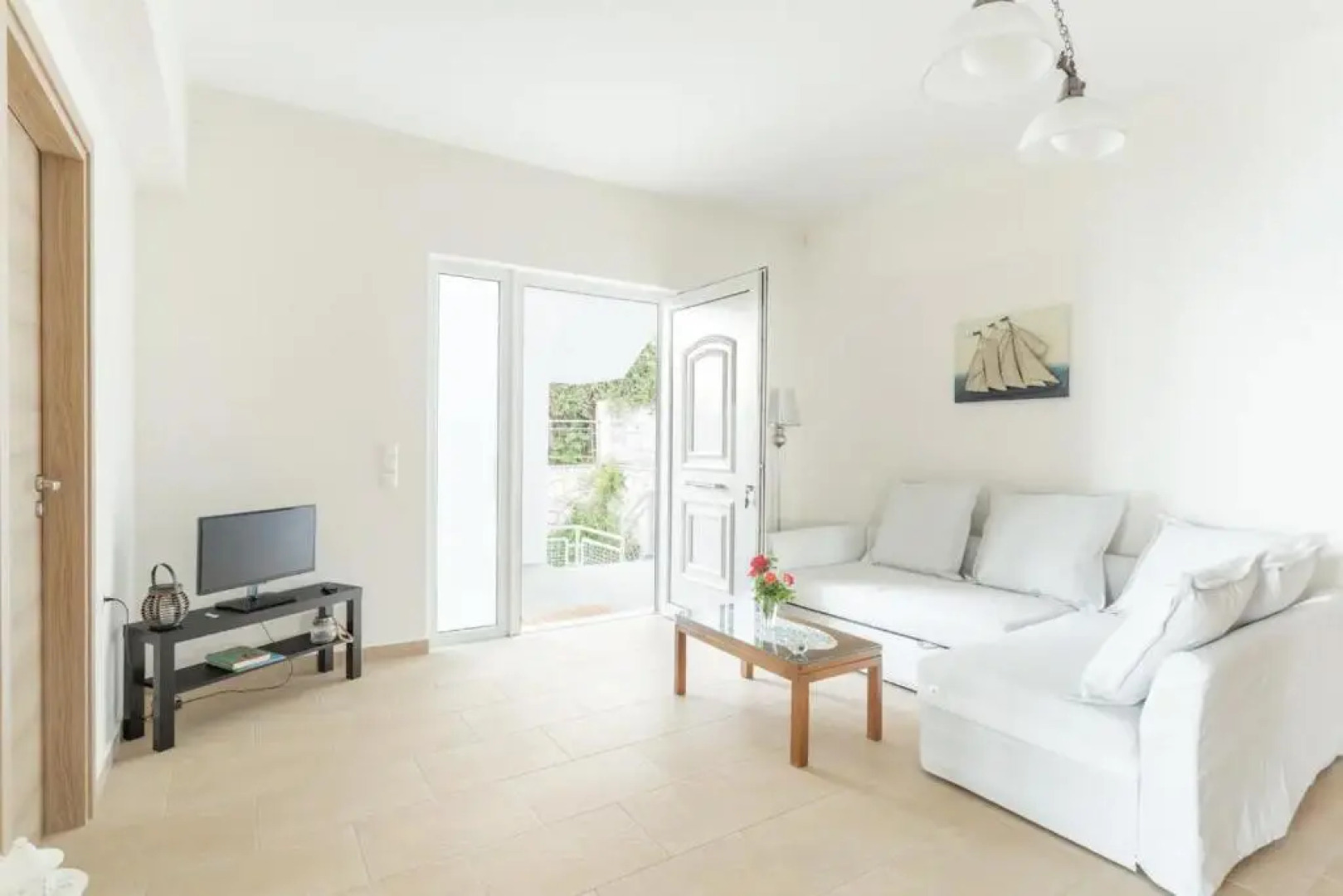 Daskalio Sea Front House