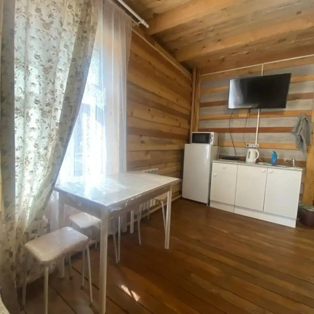 Гостевой дом на улице Катунская 2Д