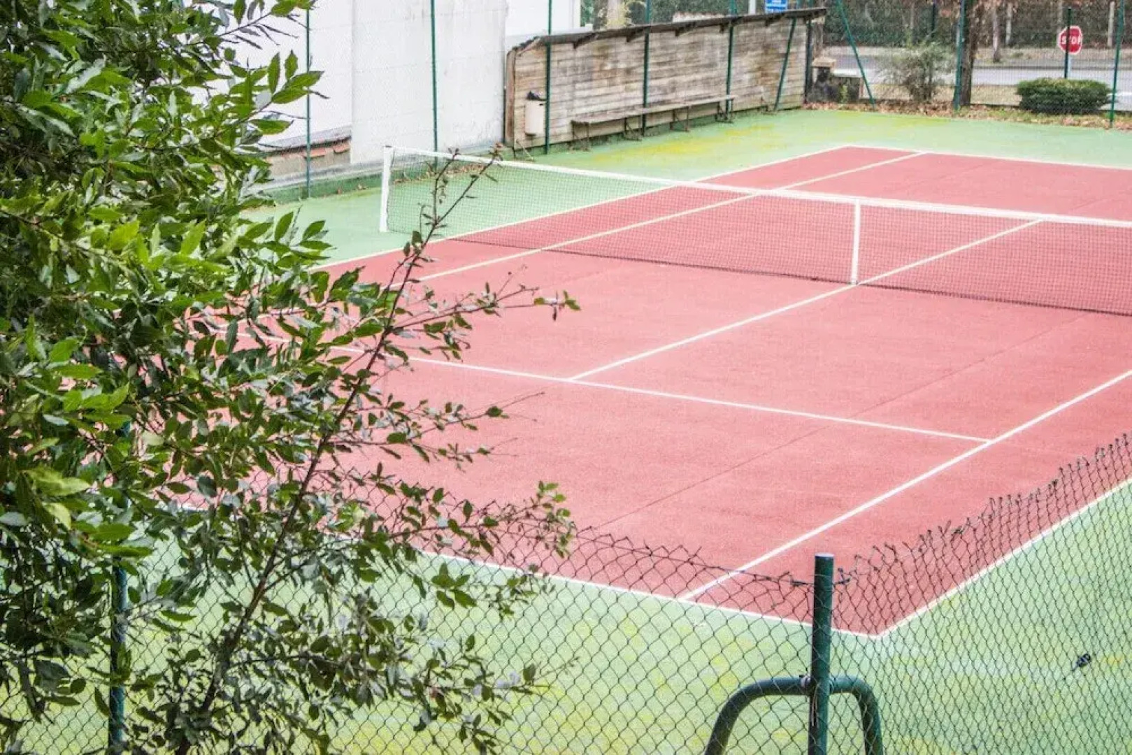 Spacious Apartment With Balcony / Terrace Crossing in Green Surroundings