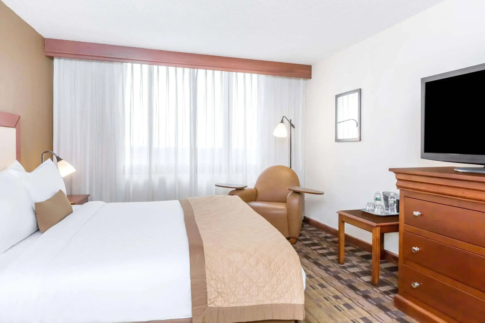 Clarion Hotel and Suites