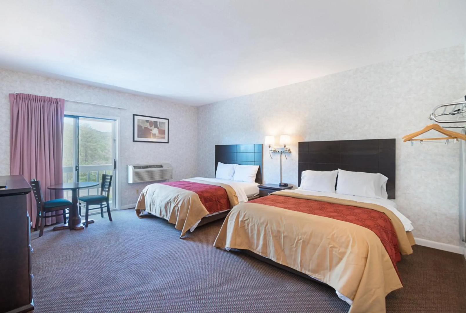 Econo Lodge Lee - Great Barrington