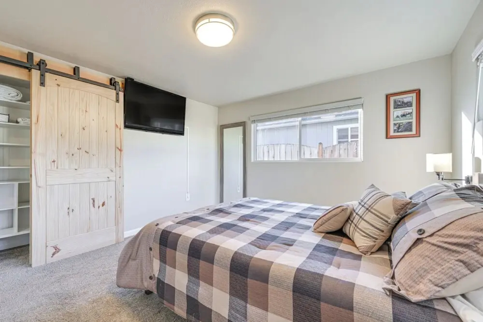 Family-friendly Cottage w/ Playground in Centralia