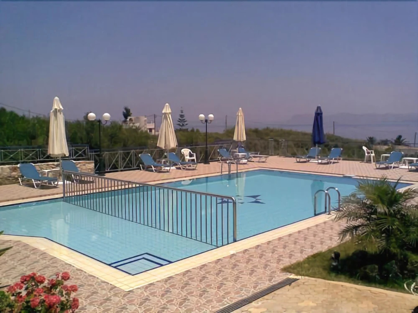 Cactus Villa Apartments