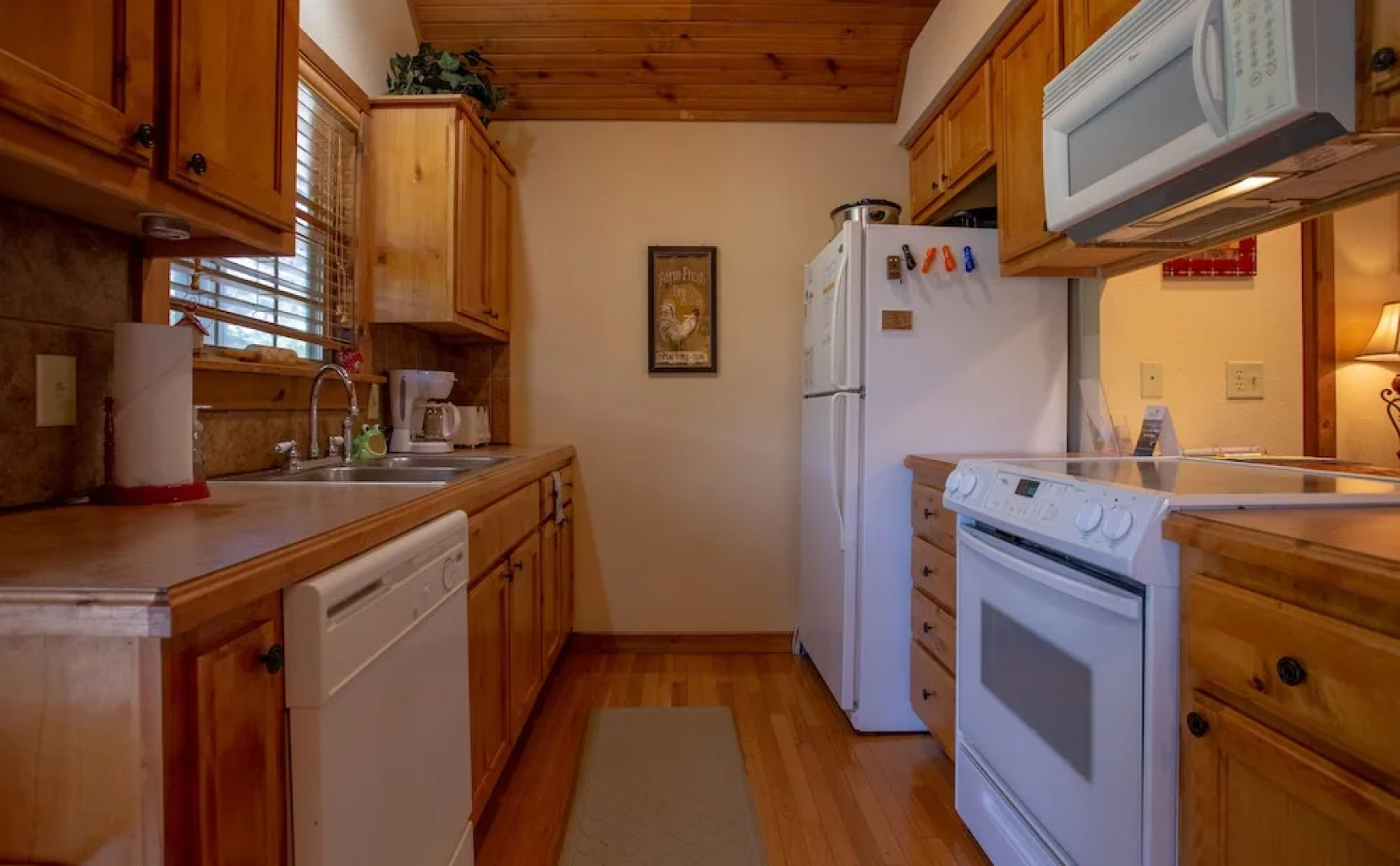 Dakota Lodge 2 Bedroom Home by RedAwning