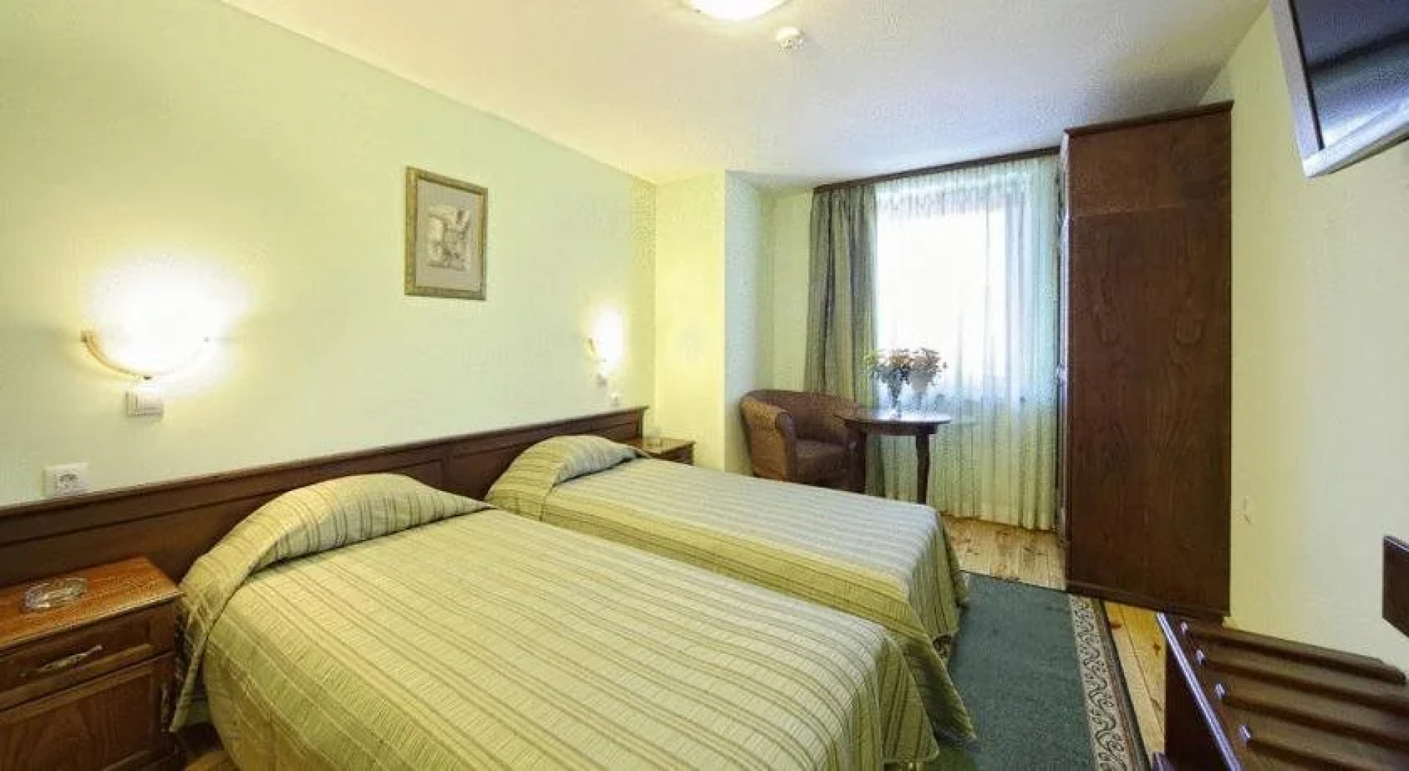 Rachev Hotel Residence