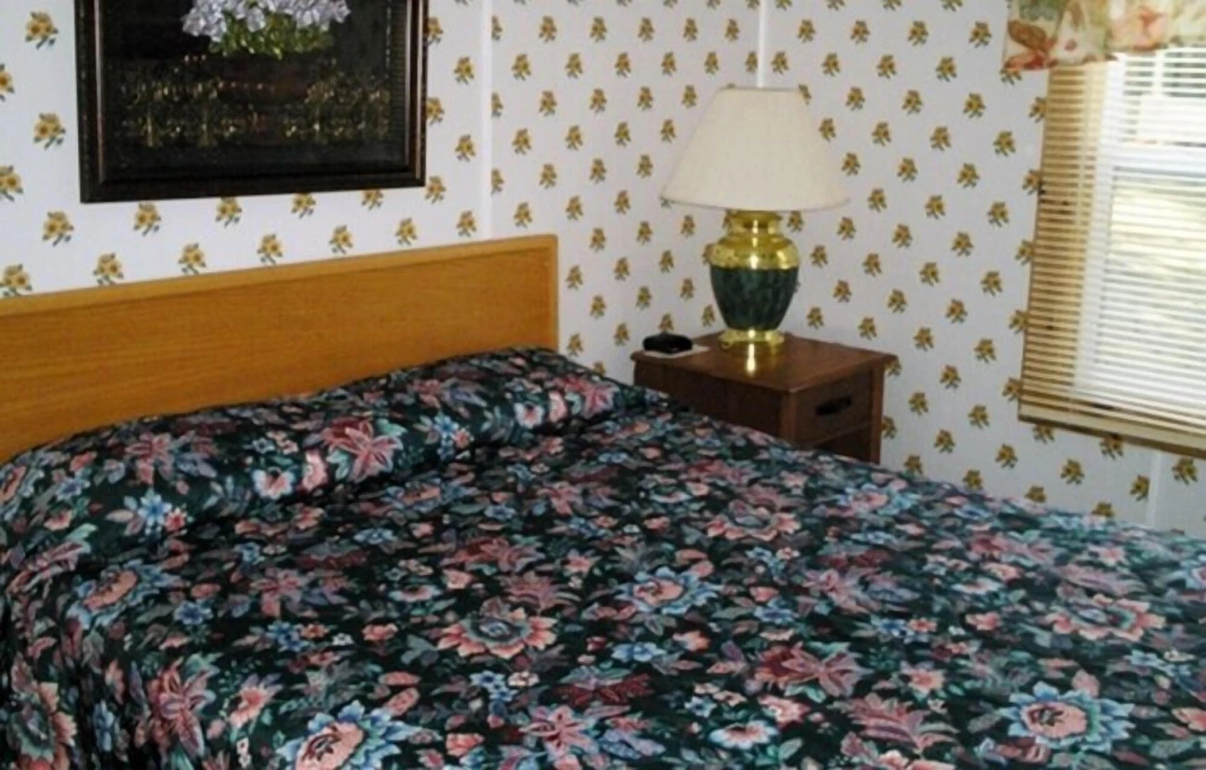 Perry's Motel and Cottages