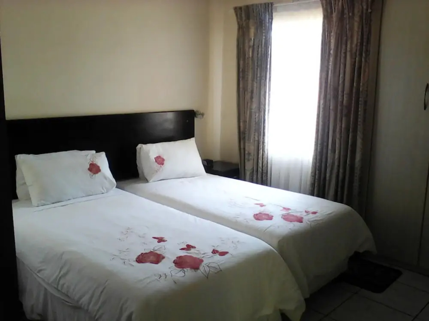 Vuya Nathi Bed & Breakfast