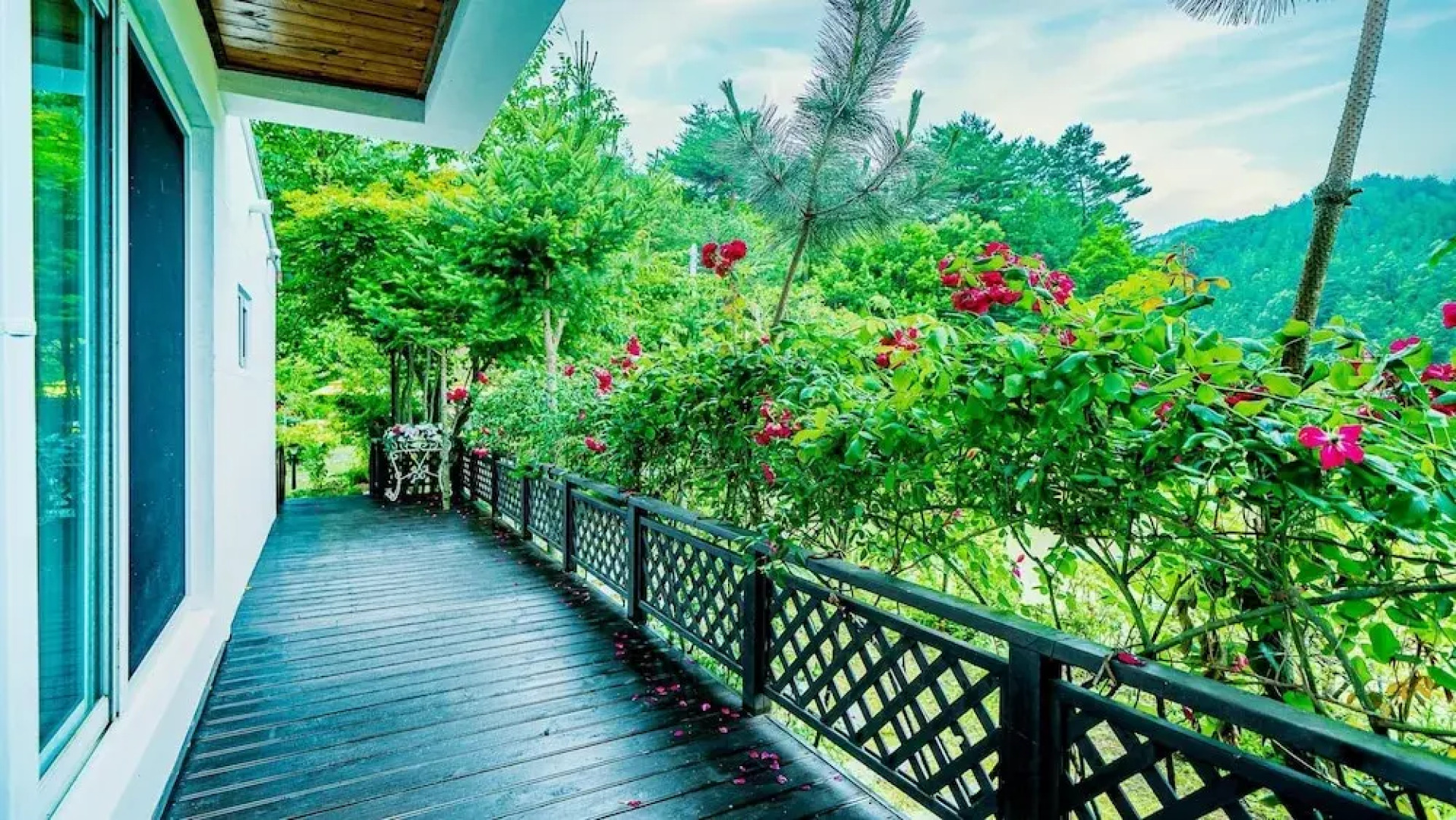 Samcheok Garden Pension