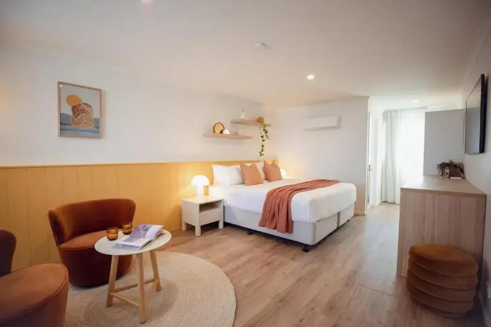 Sunnymead Hotel