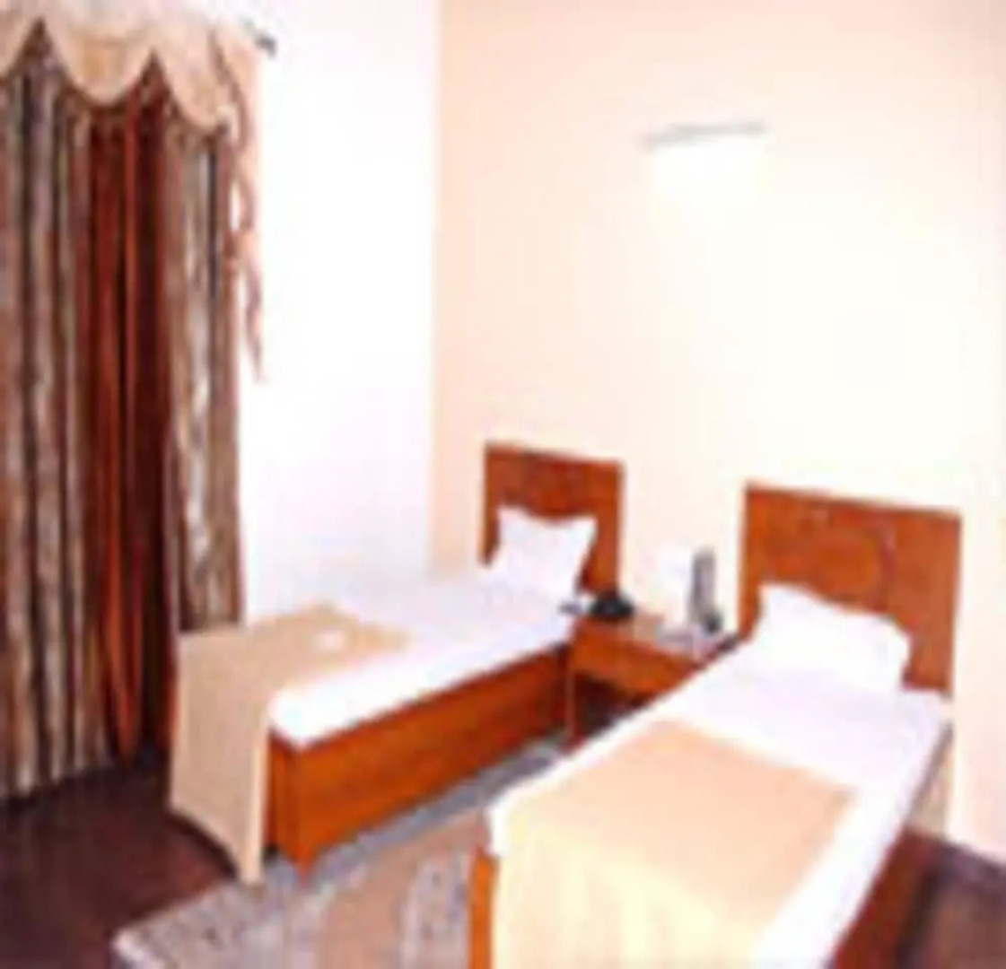 The Grand Utsav Motal Jaunpur