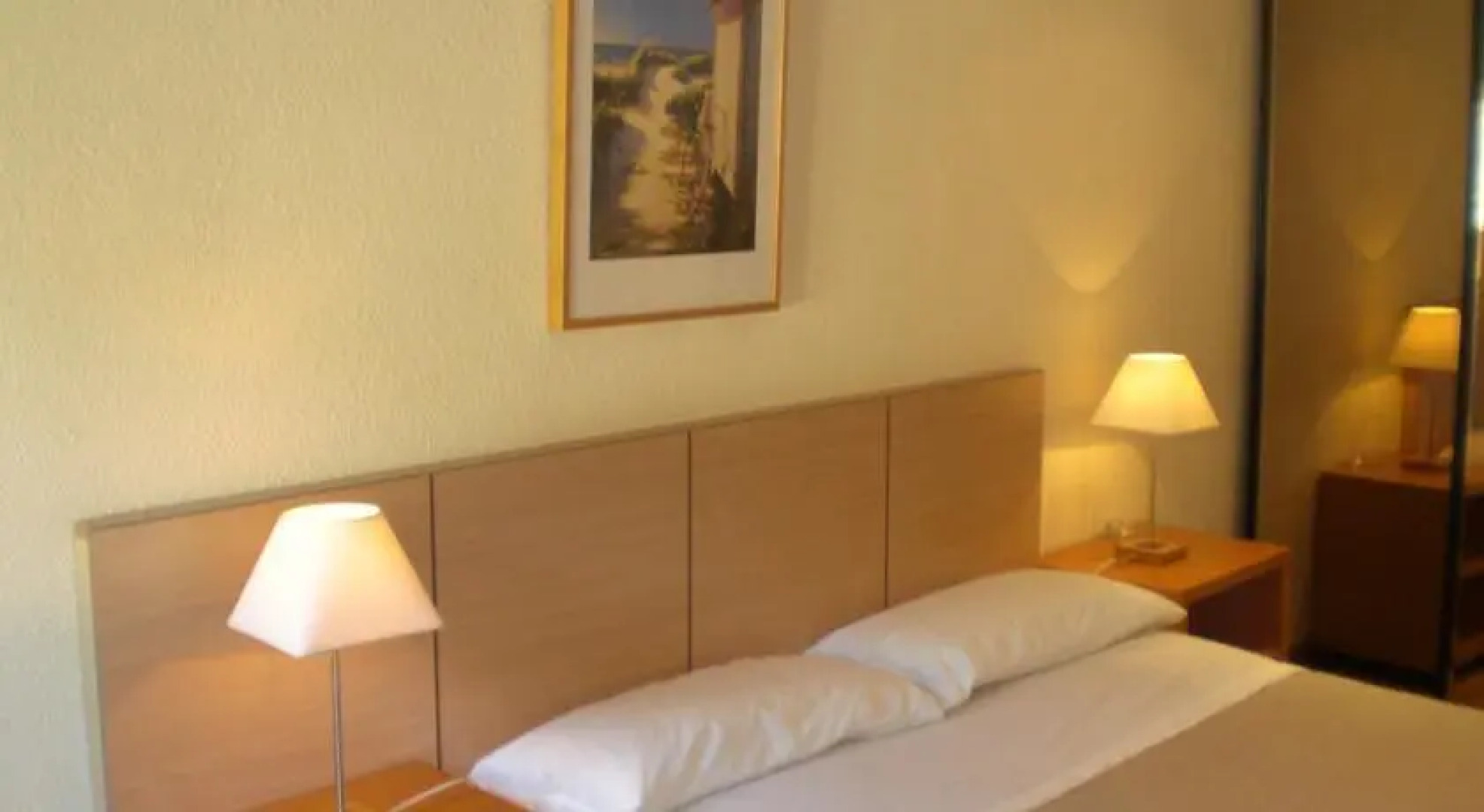 Light Bay Sant Just Desvern