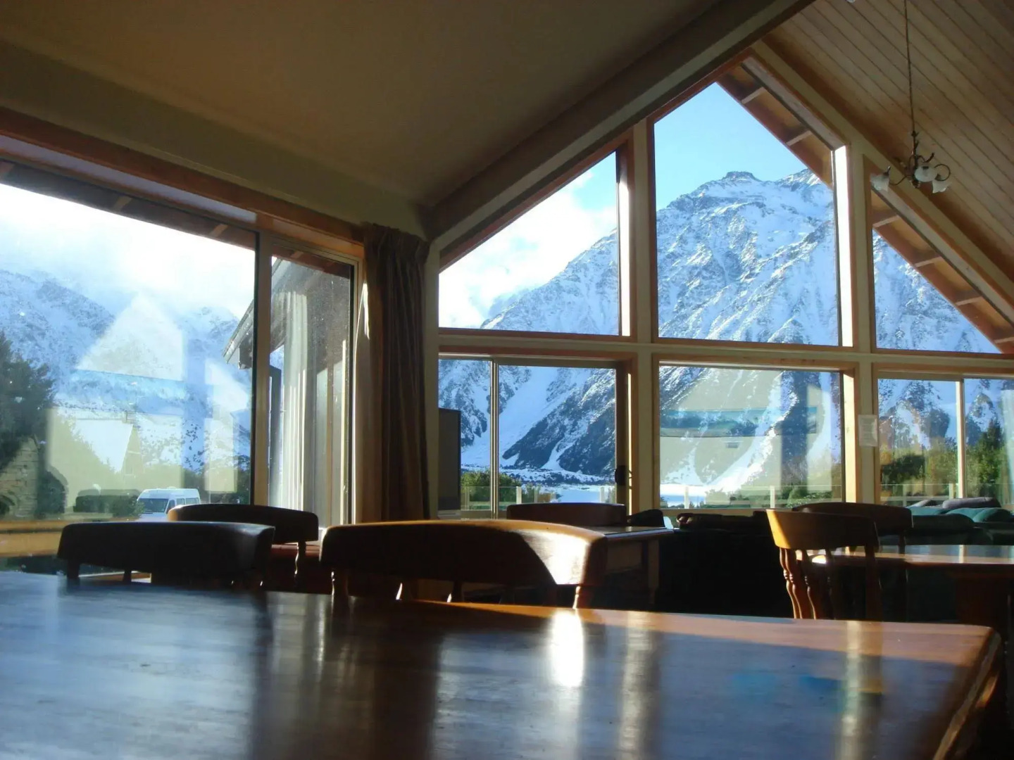 Aoraki Mount Cook Alpine Lodge