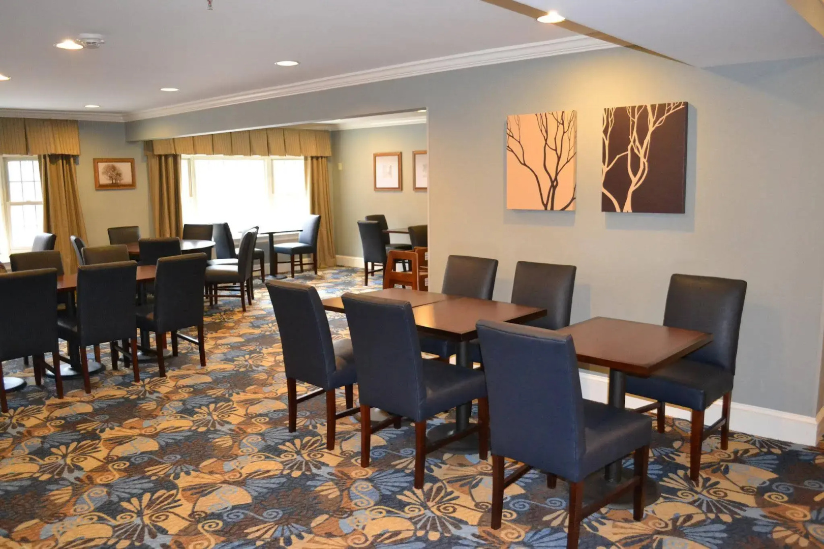 Holiday Inn Express & Suites Merrimack by IHG