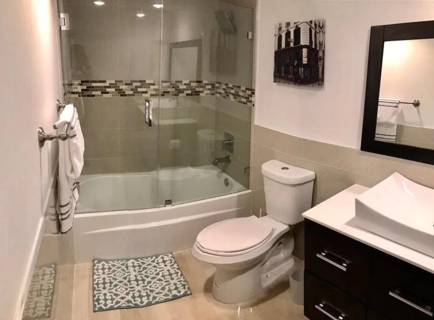 Lahaina Luxury Beach Condos