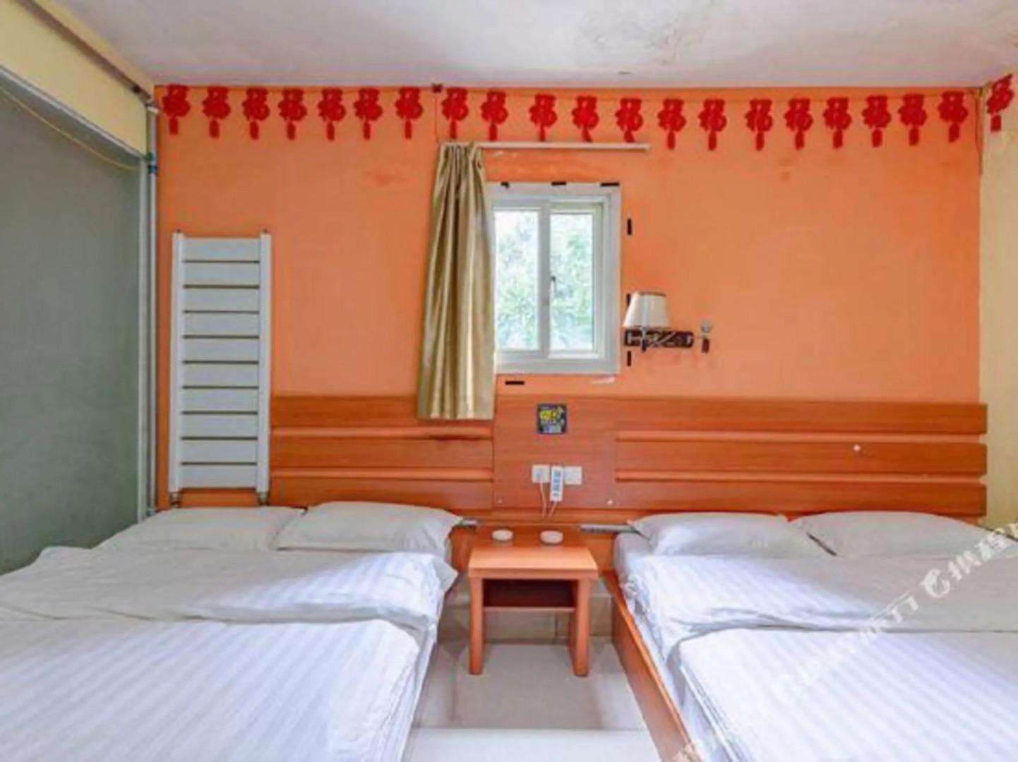 Pod Inn Chain Hotel (Jinan Qilu Hospital Quancheng Plaza)